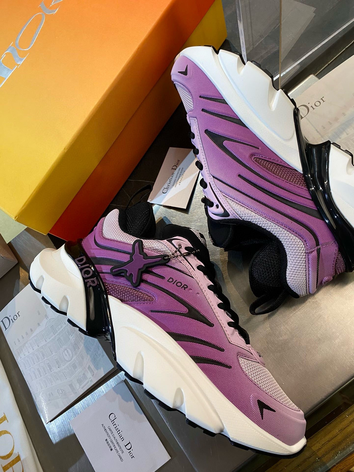 CD B44 SNEAKER