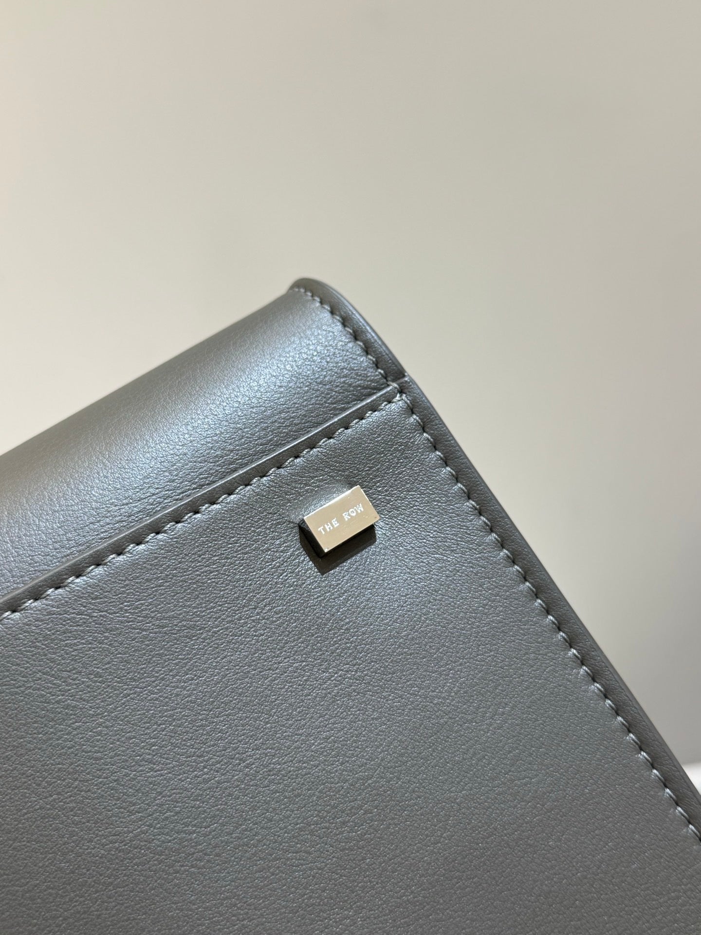 THE ROW MARGAUX 17 BAG
