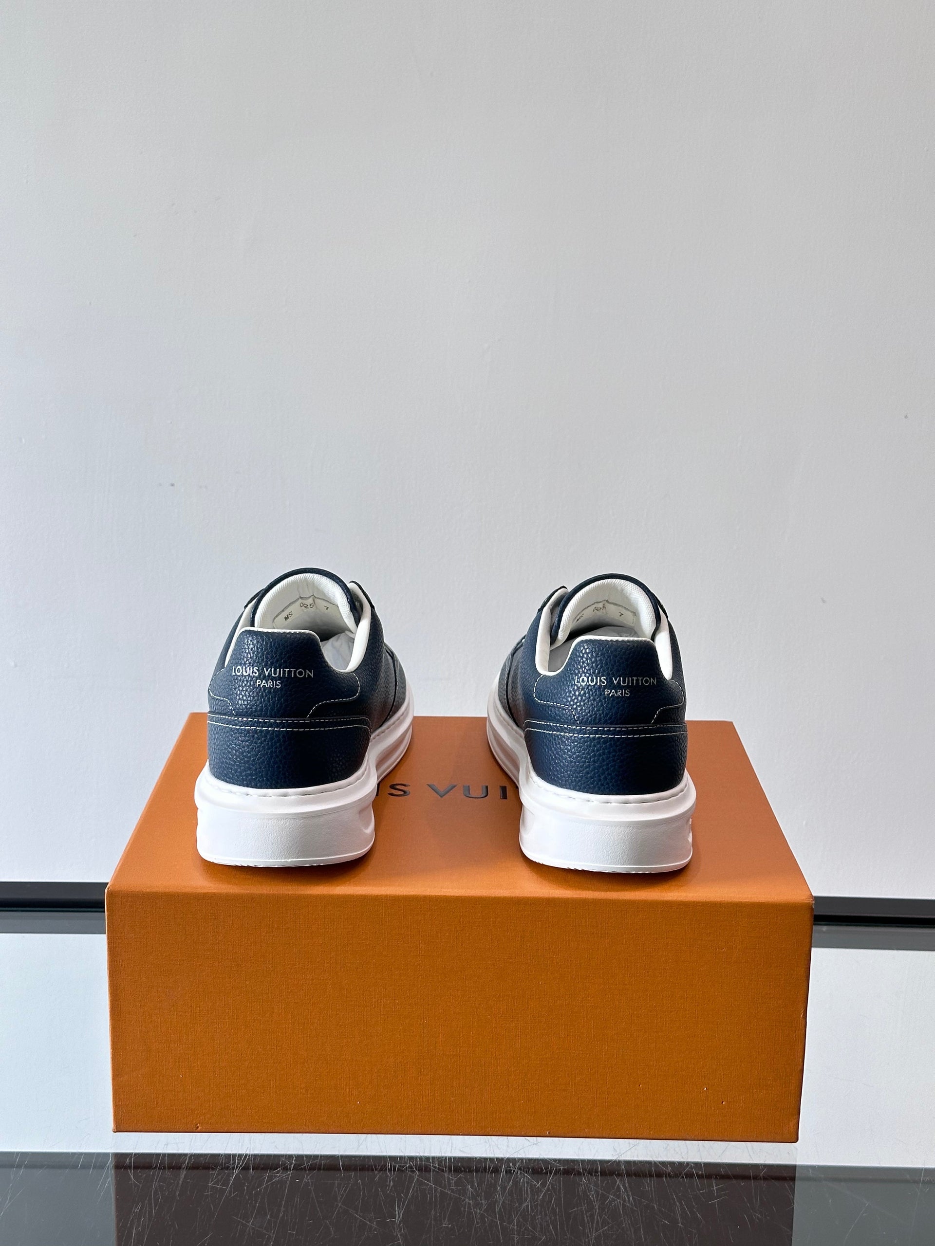 LOU BEVERLY HILLS SNEAKERS