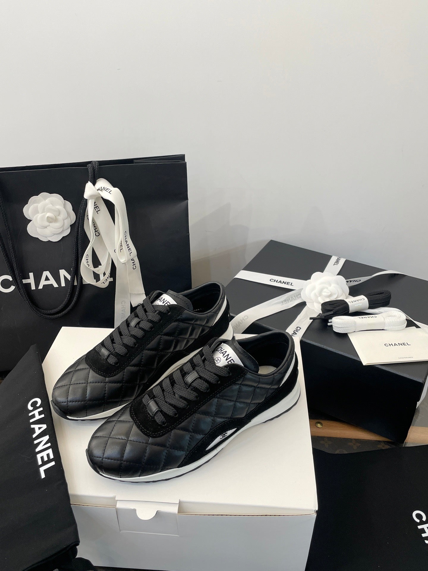 CC SNEAKER