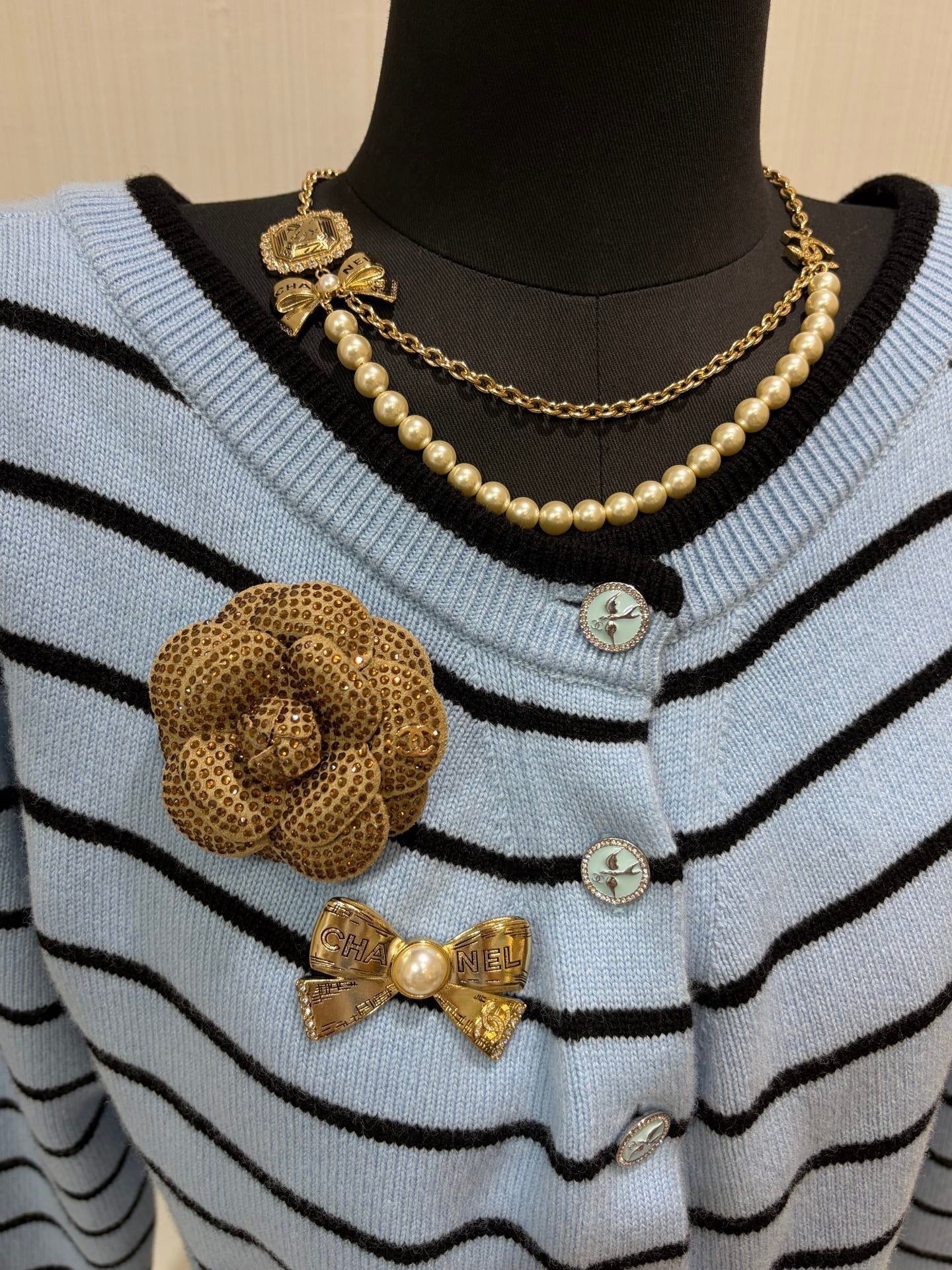 CC BROOCHE