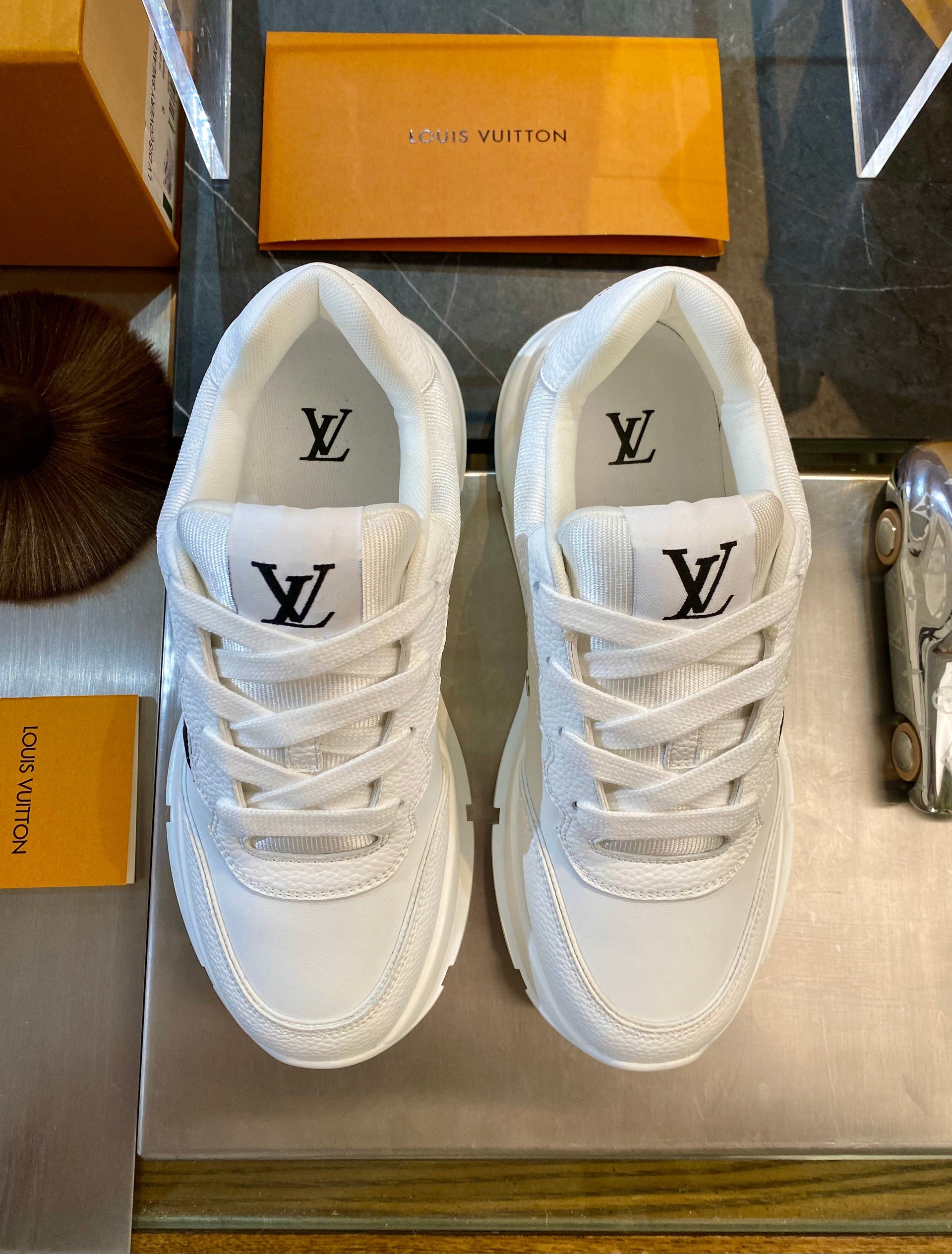 LOU CLASSIC SNEAKER