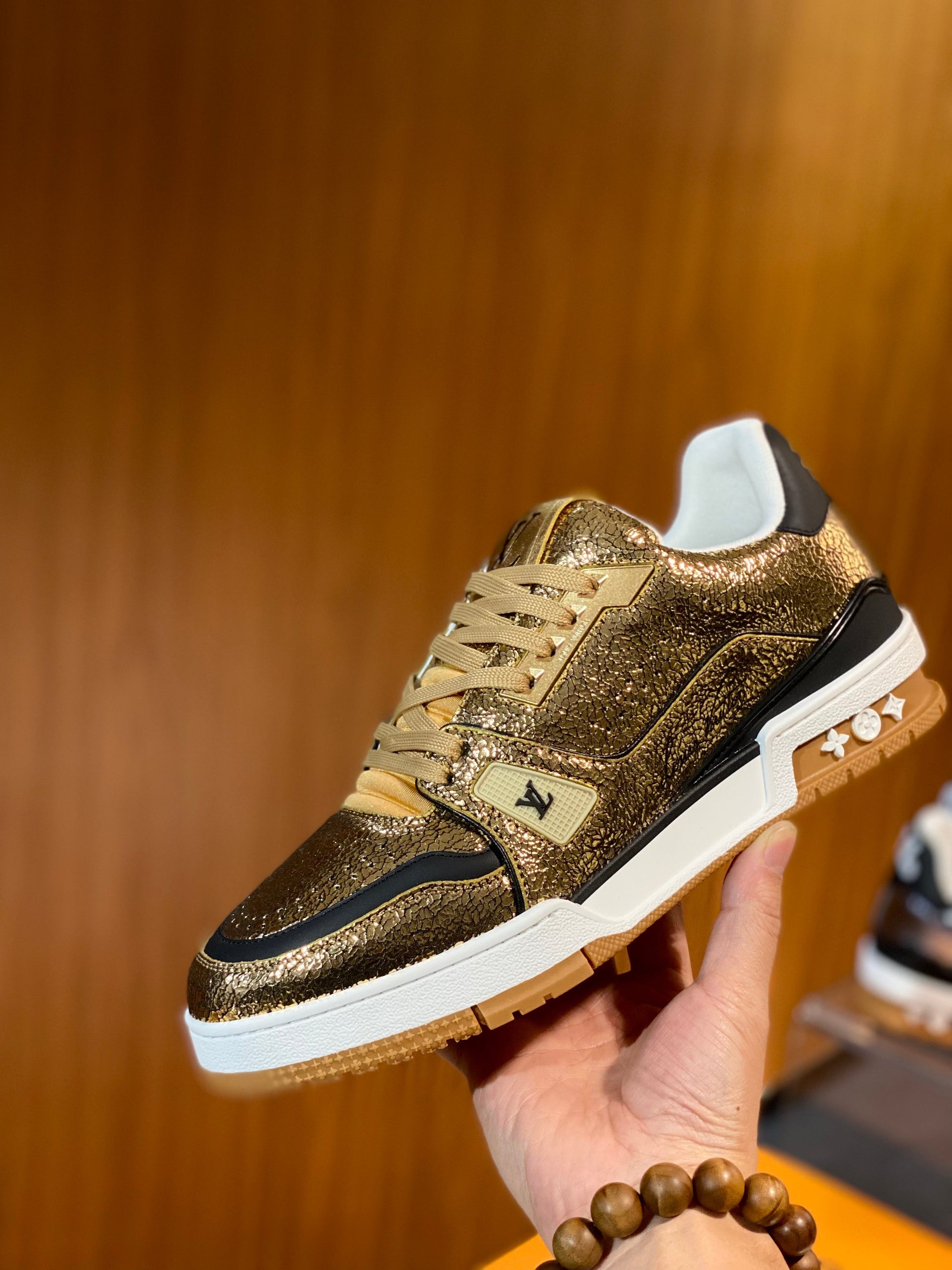LOU TRAINERS