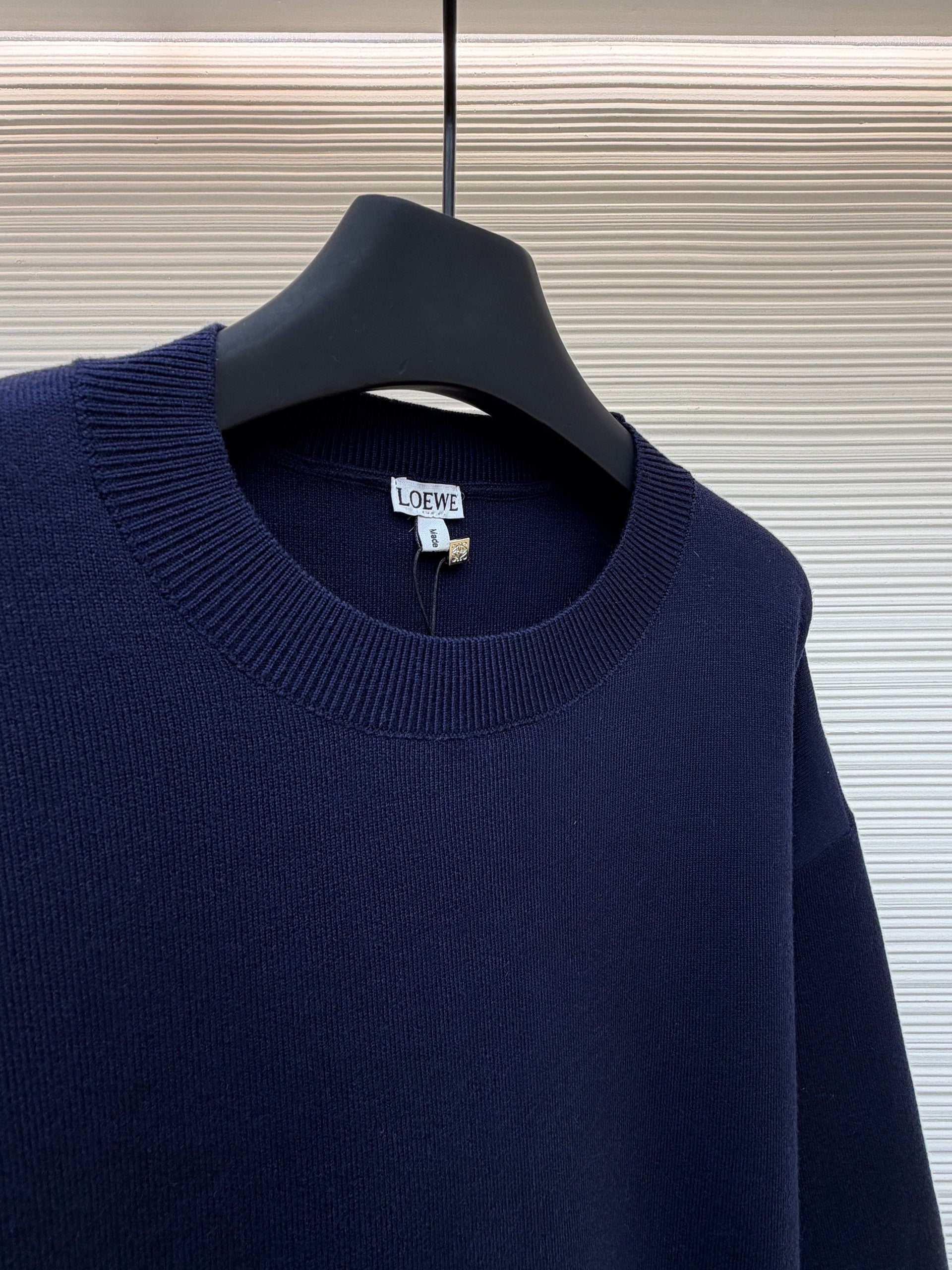 LOEW JUMPER