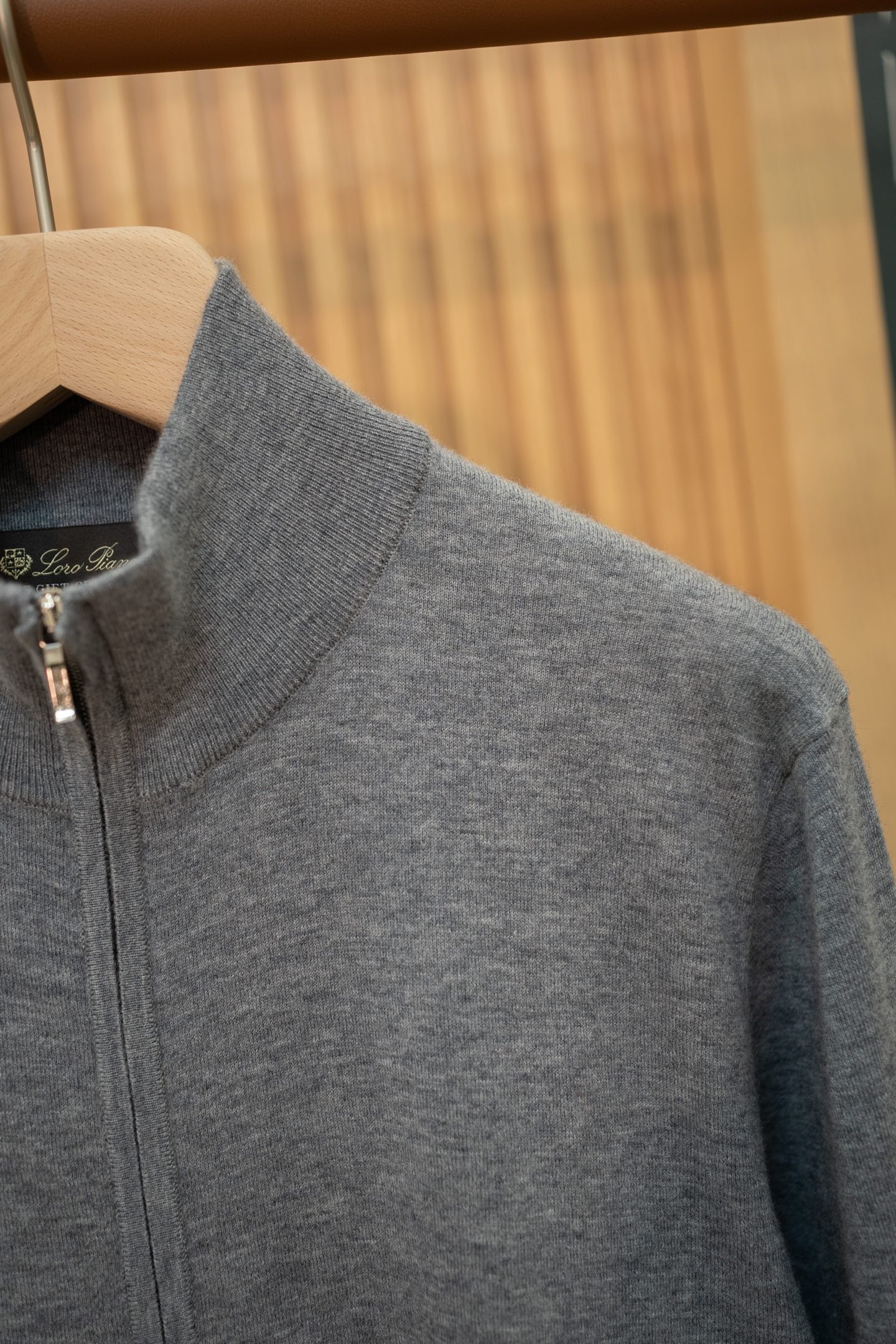 LORO P WOOL CARDIGAN