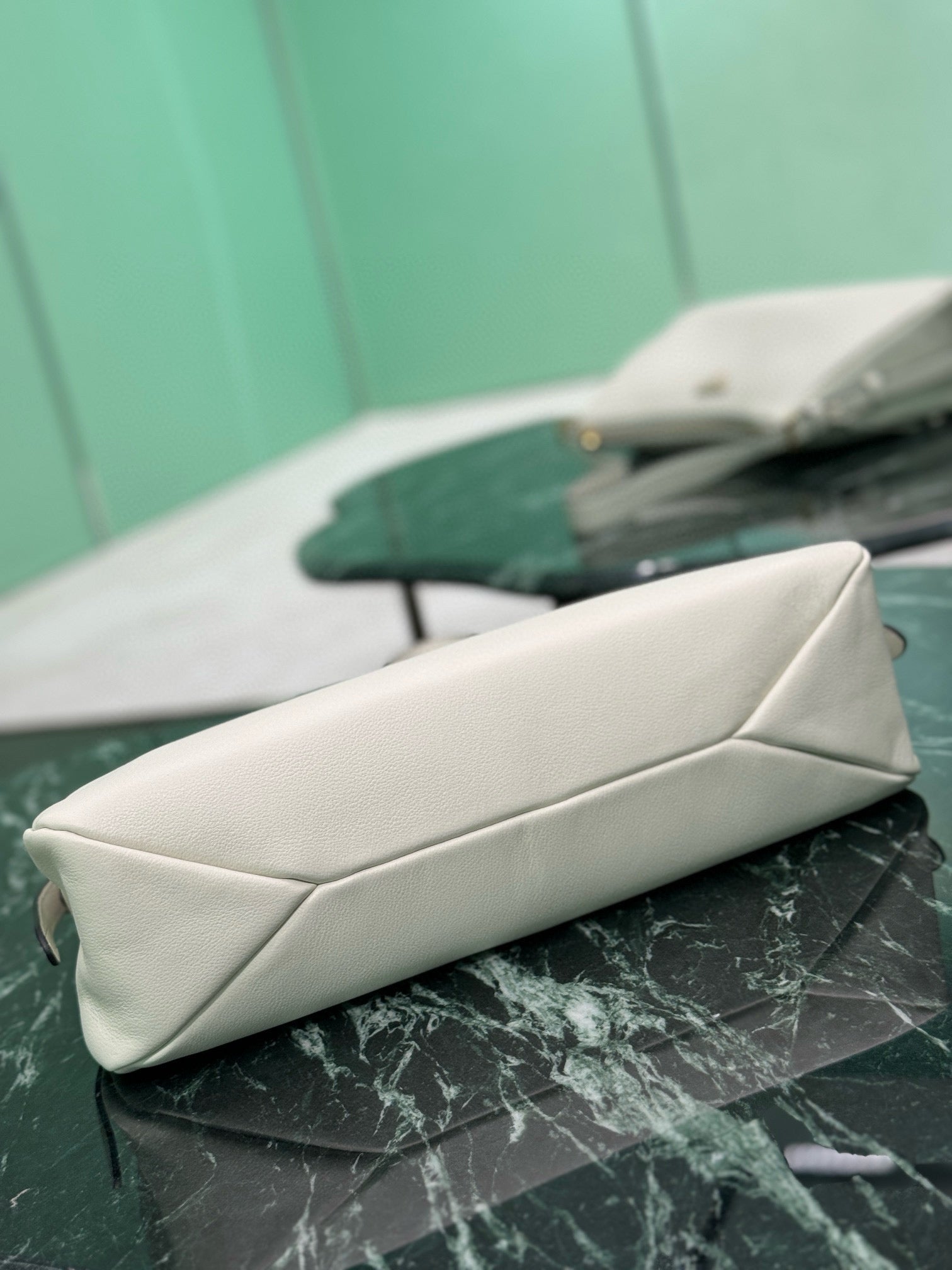 PD AIMEE LARGE SHOULDER BAG