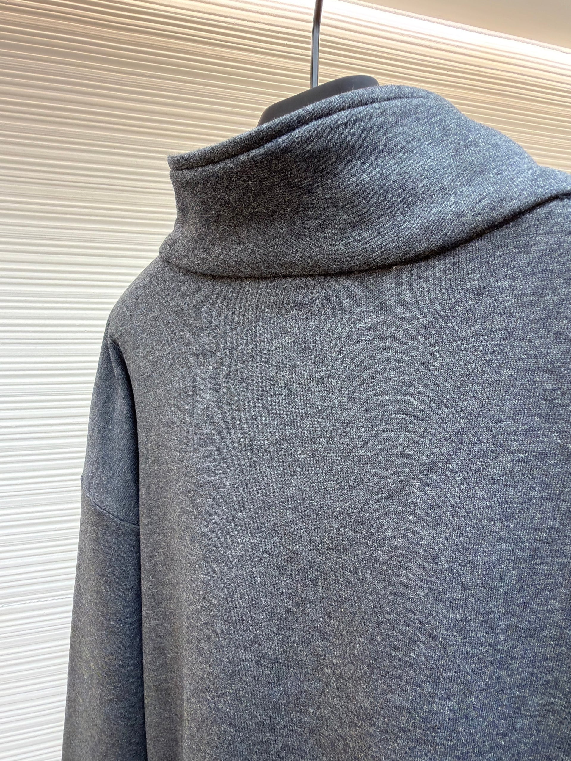 CD SWEATSHIRT
