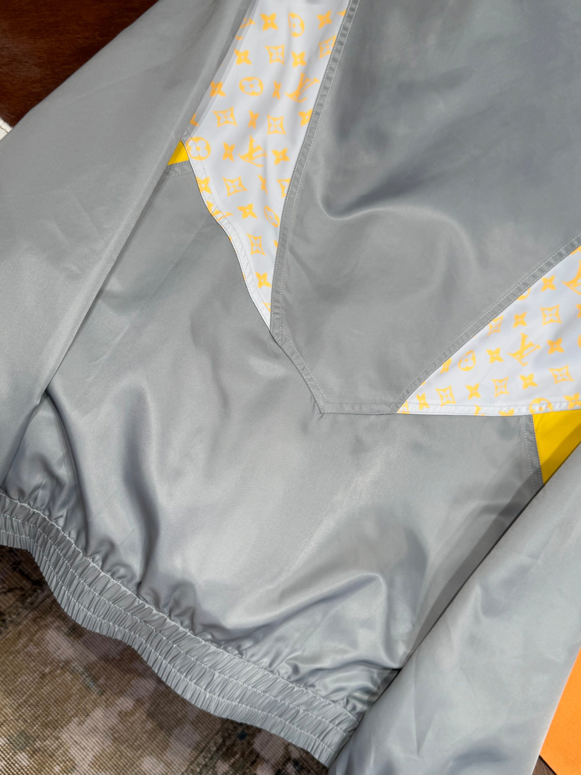 LOU JACKET