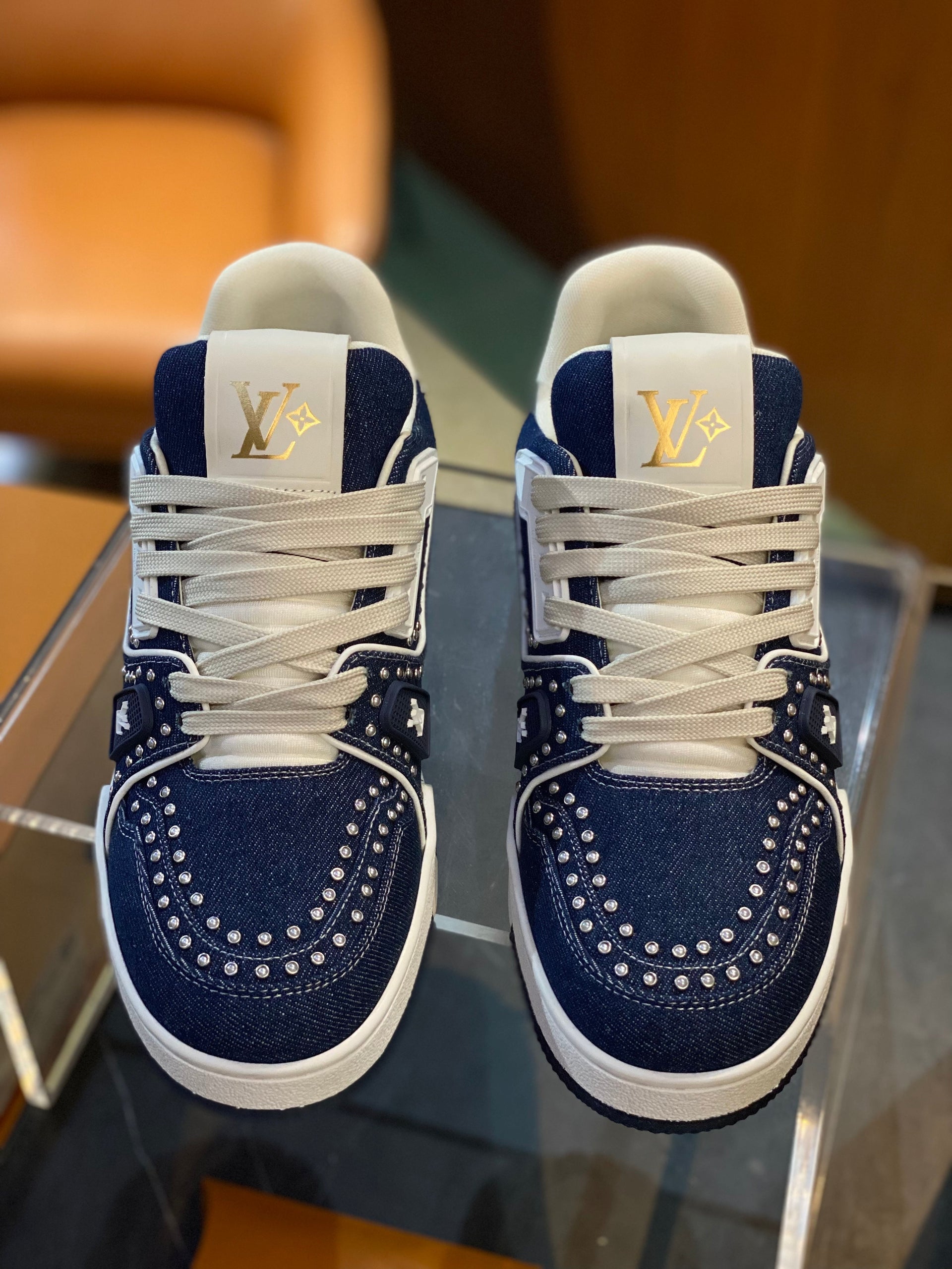 LOU TRAINERS