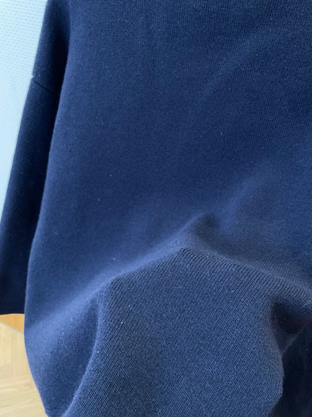BOTT V JUMPER
