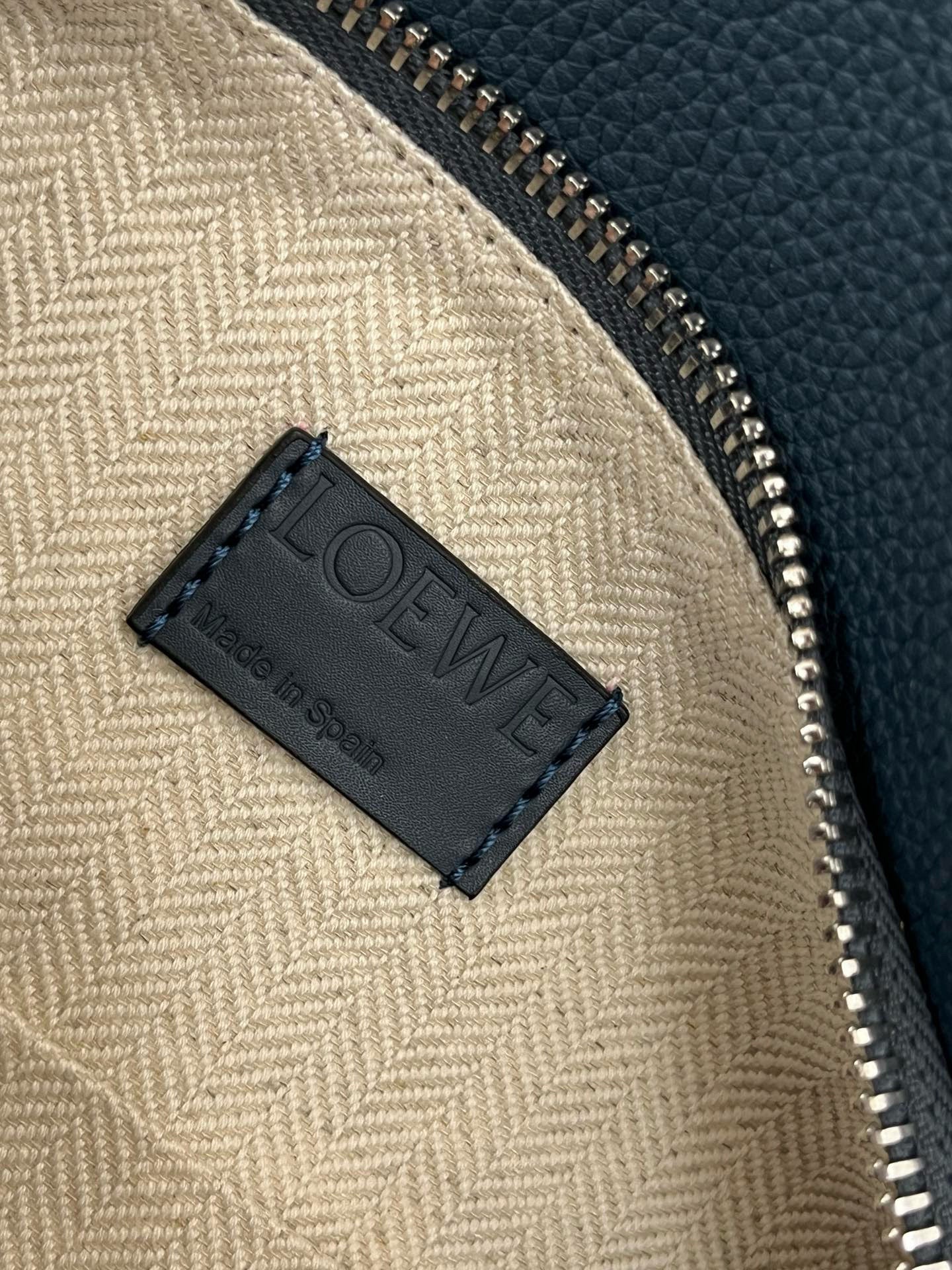 LOEW SMALL PUZZLE BAG