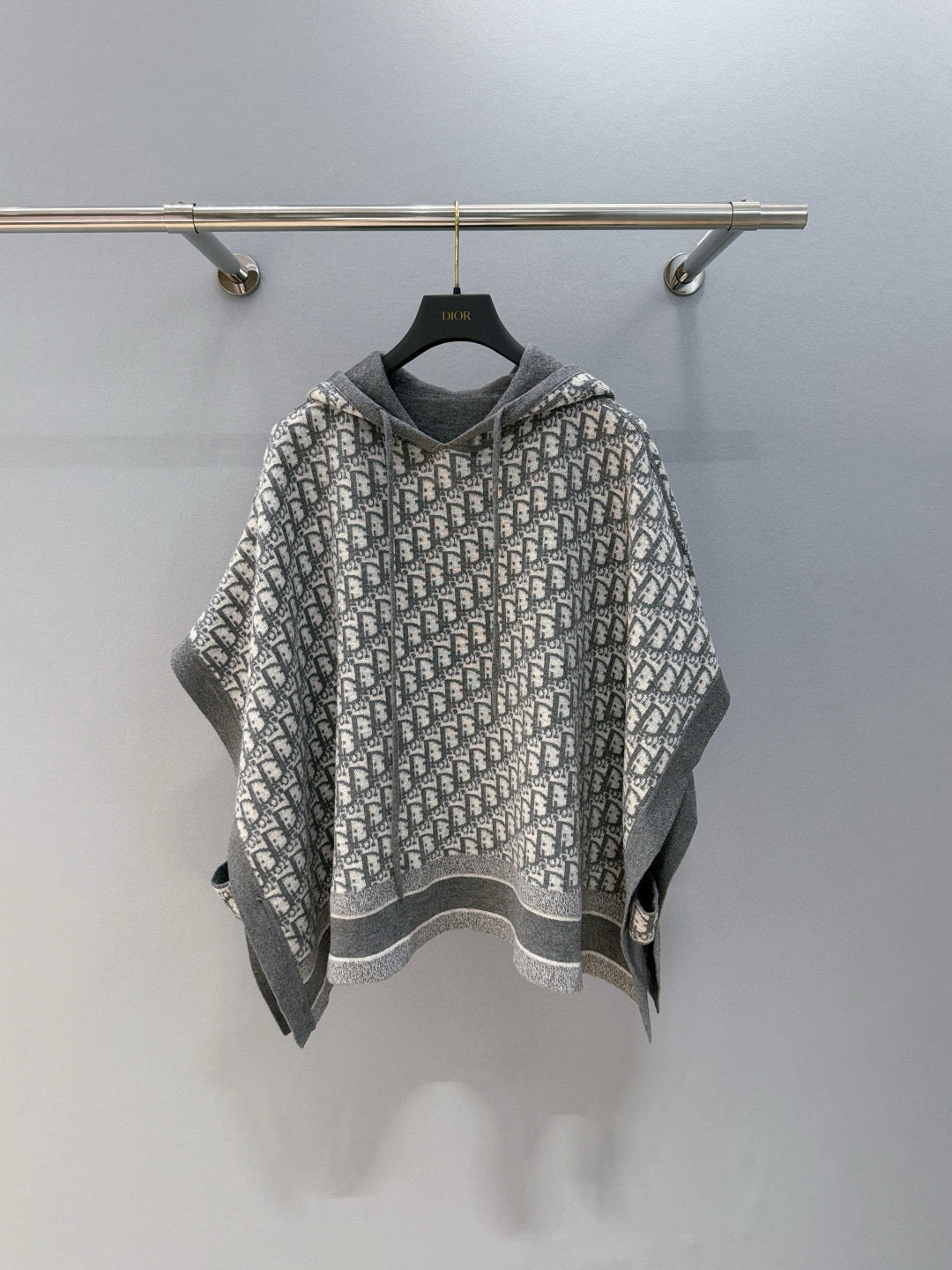 CD PONCHO