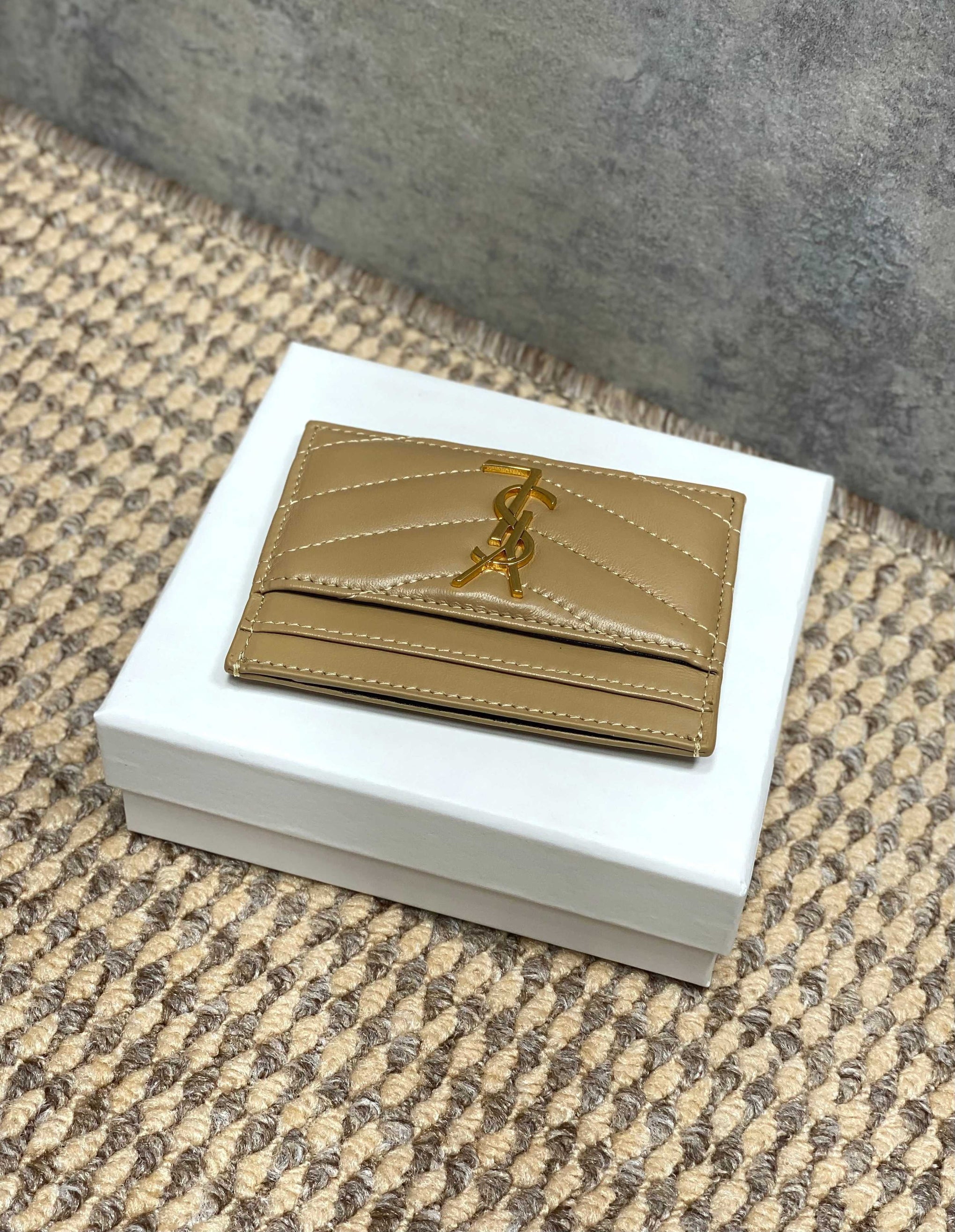 SL CARD HOLDER