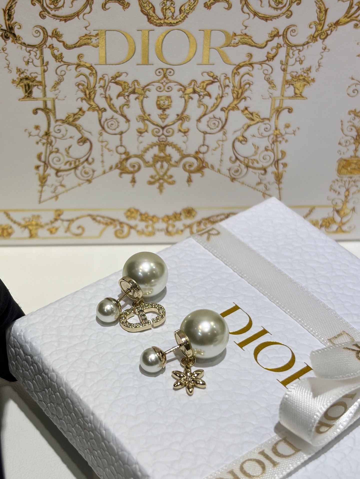 CD EARRINGS