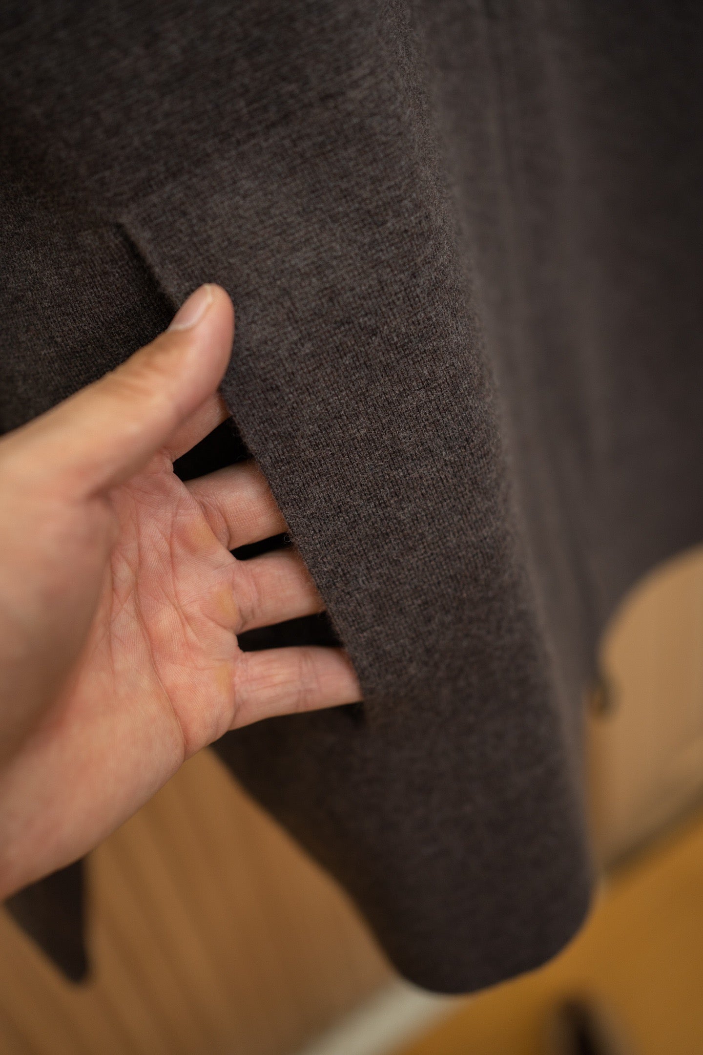 LORO P MERINO WOOL ZIP HOODIE