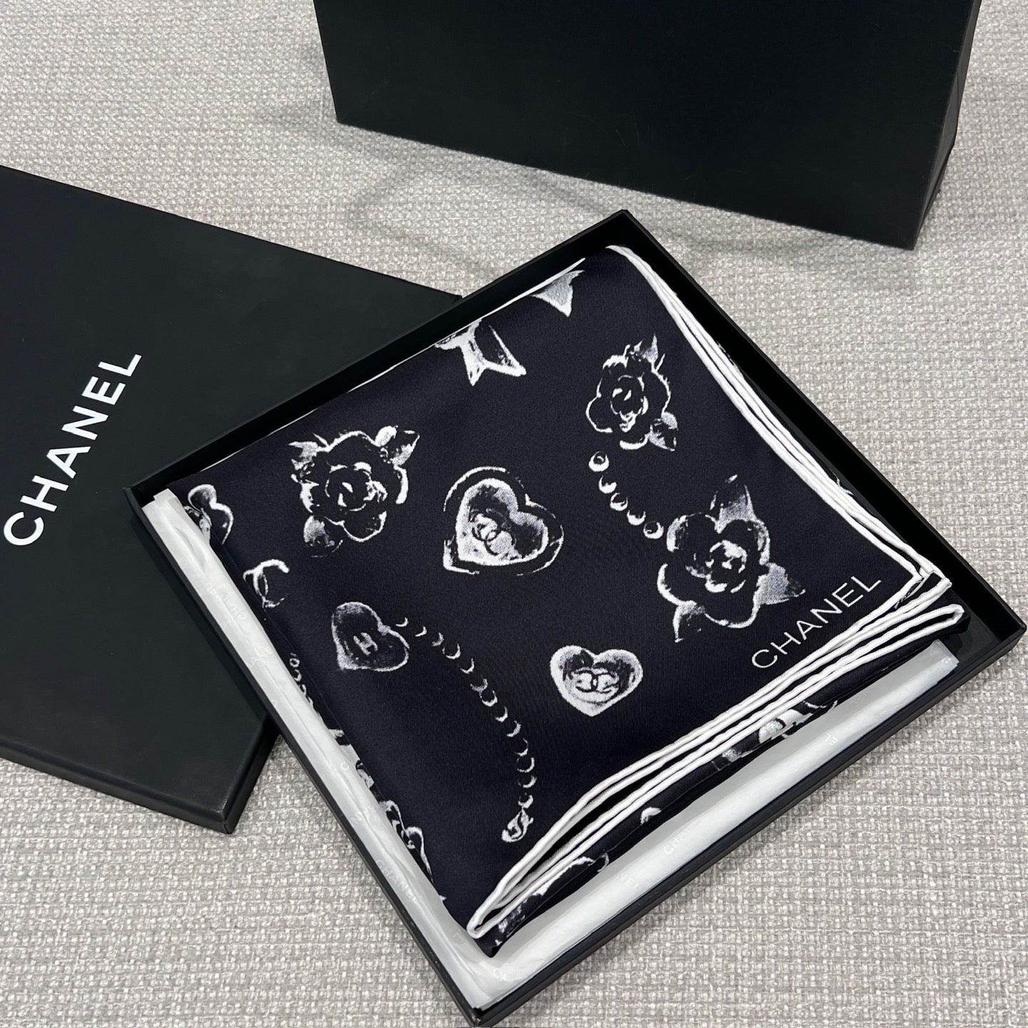 CC SILK SCARF
