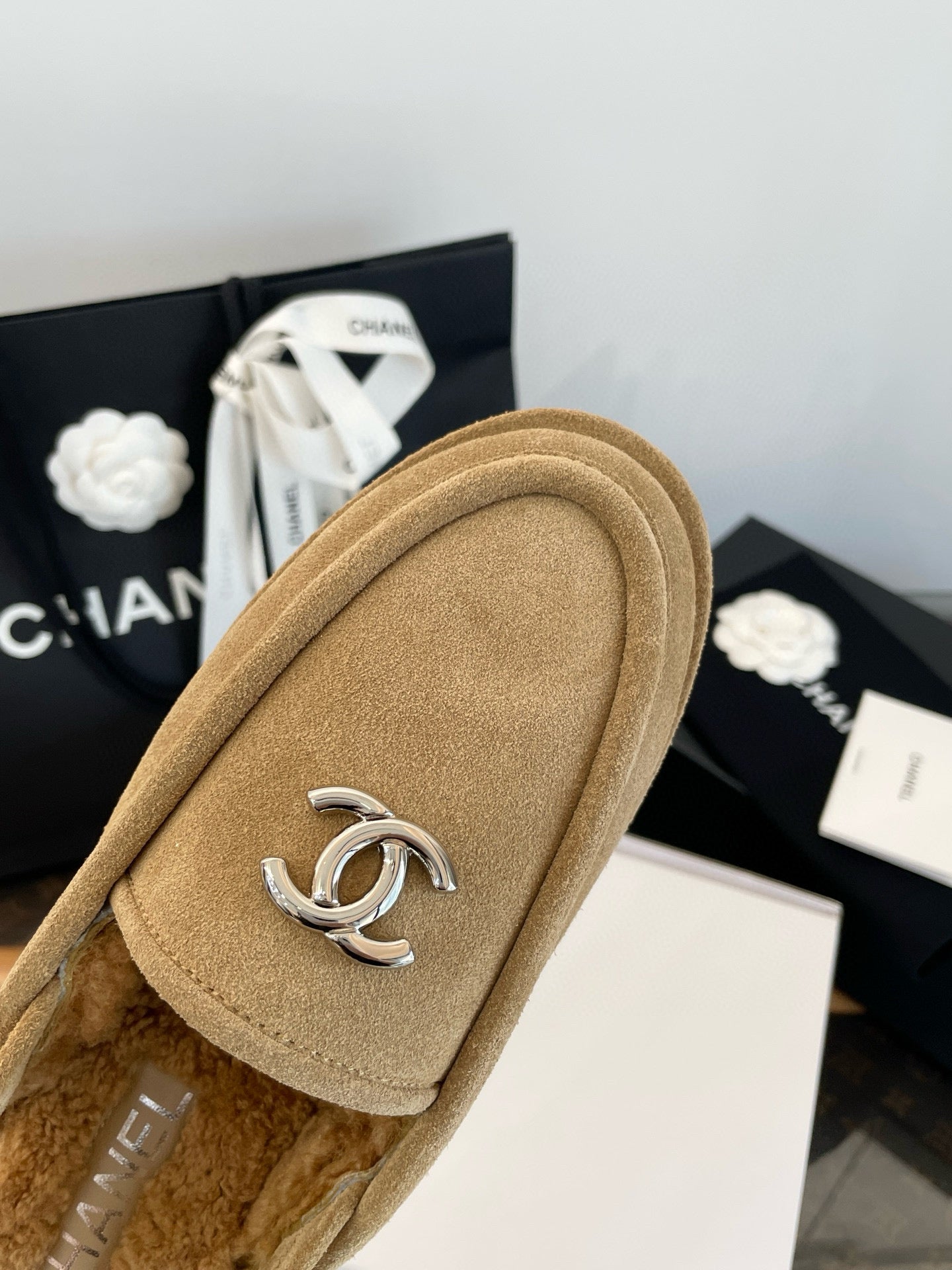 CC FUR MULES