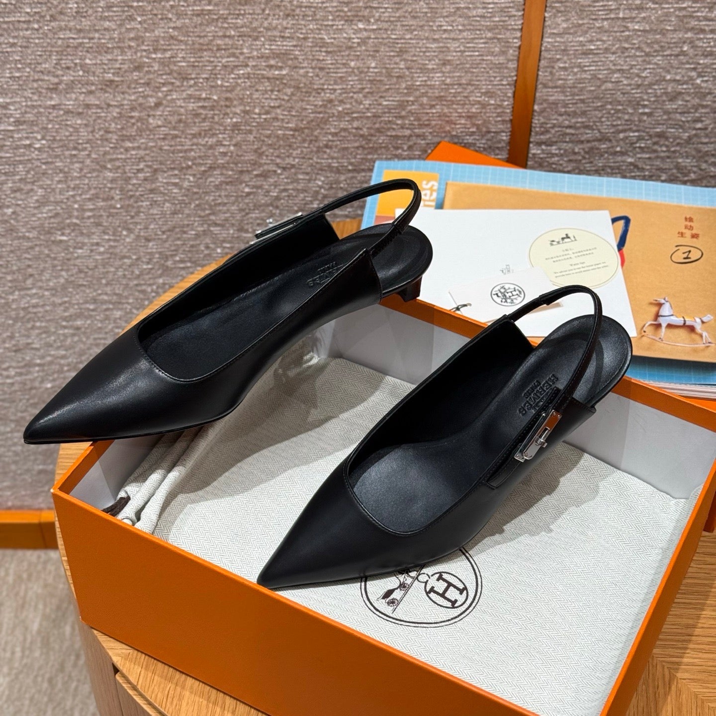 HERM LOVER 40 PUMPS