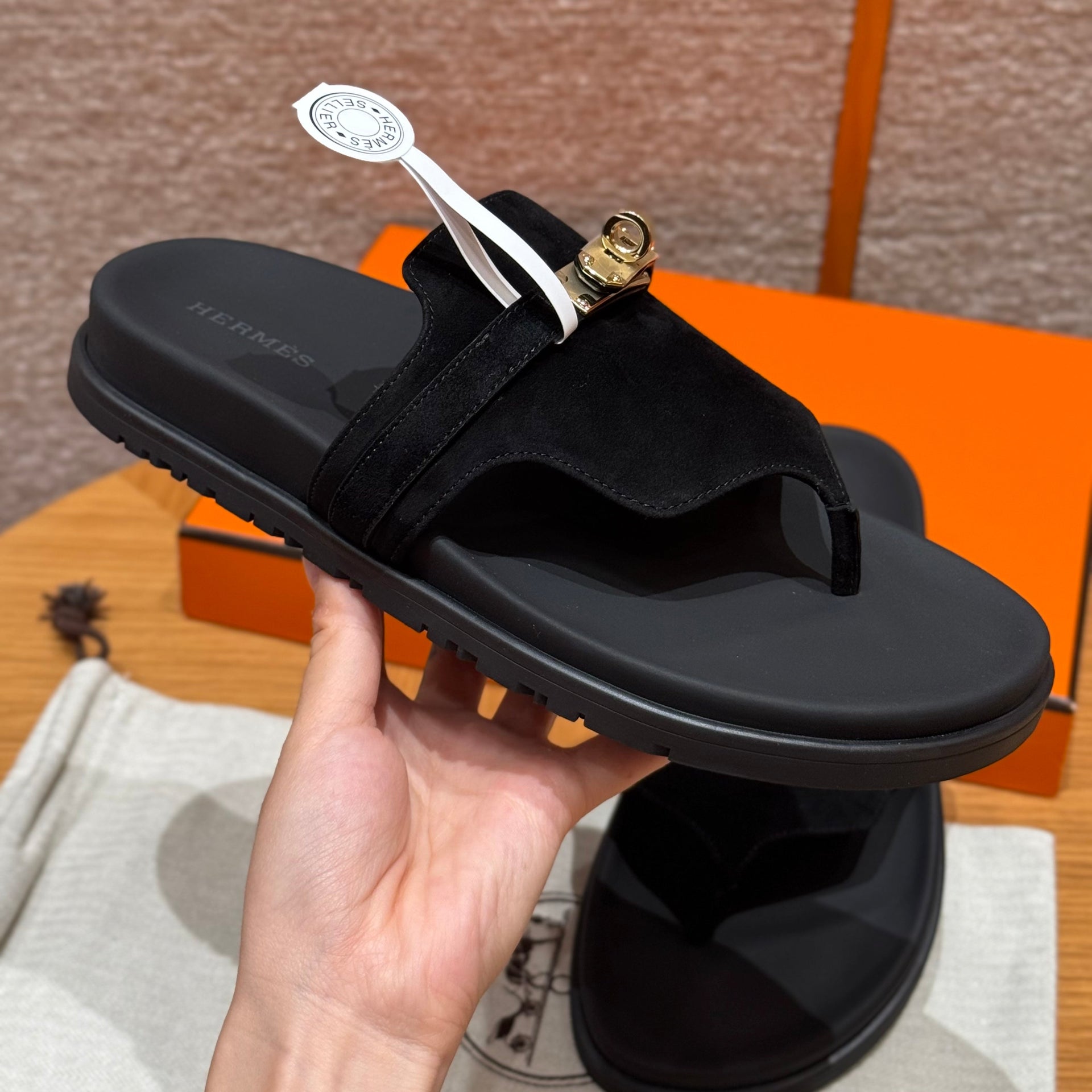 HERM EMPIRE SANDALS