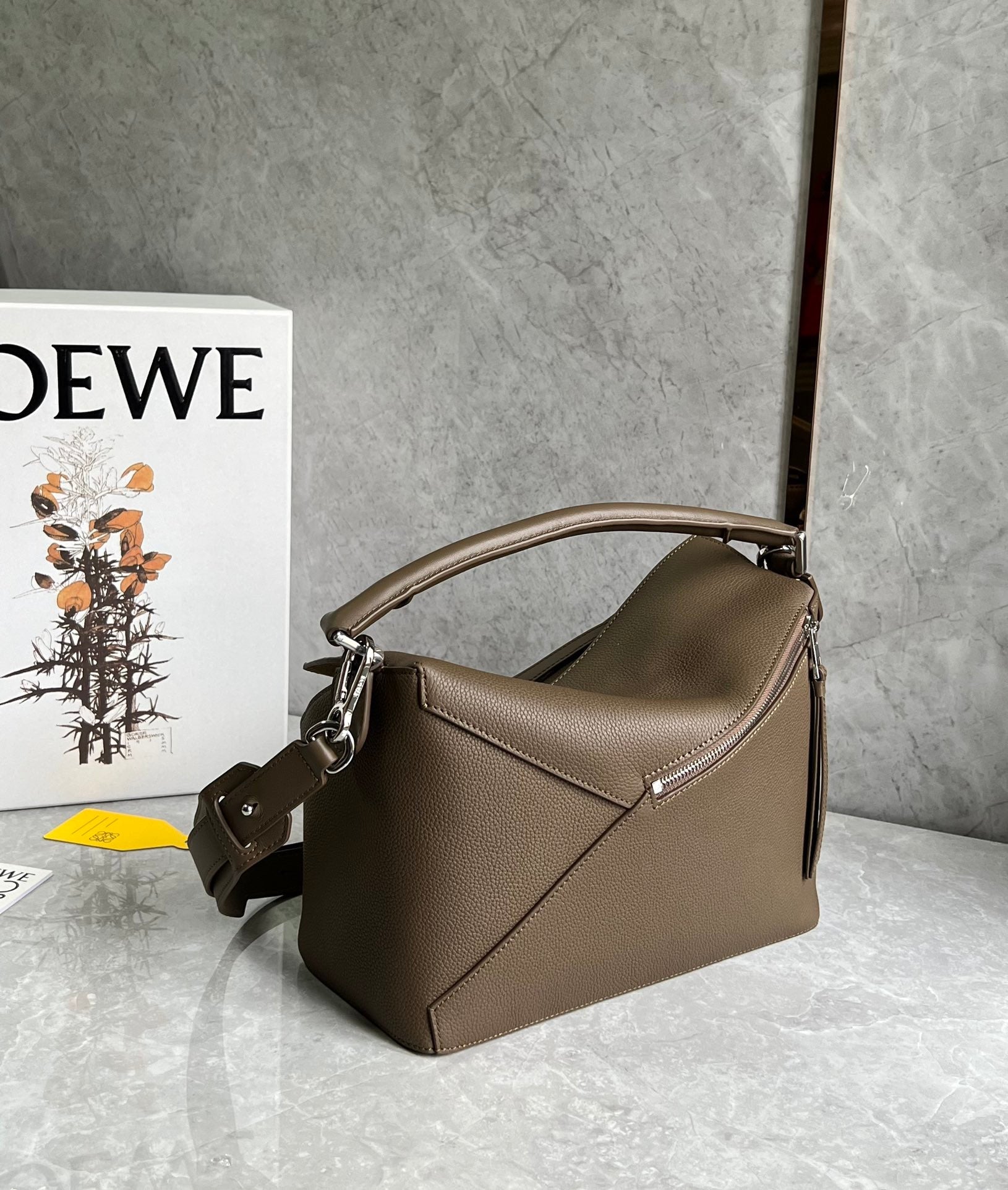 LOEW MEDIUM PUZZLE BAG