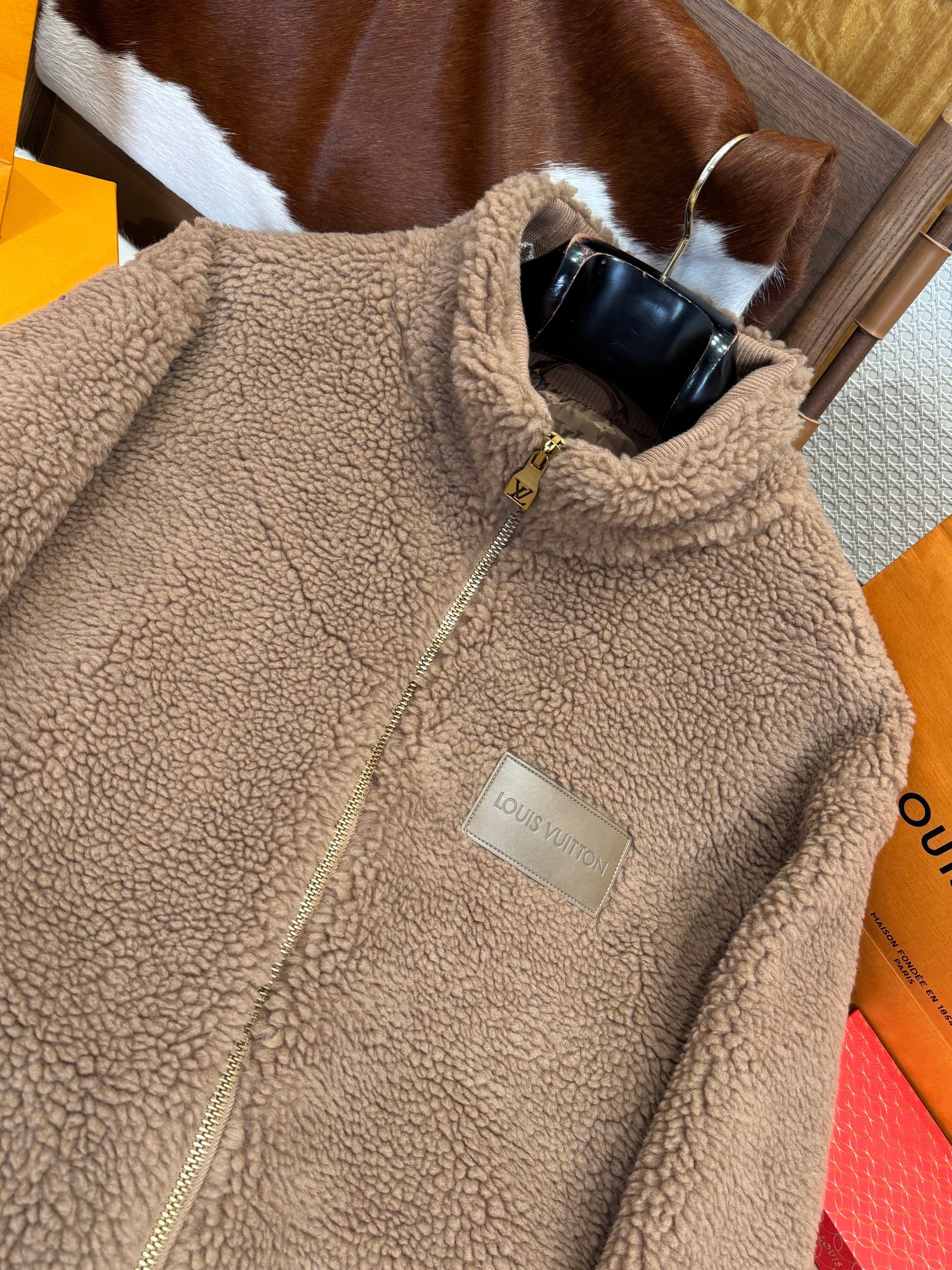 LOU ZIP FLEECE JACKET