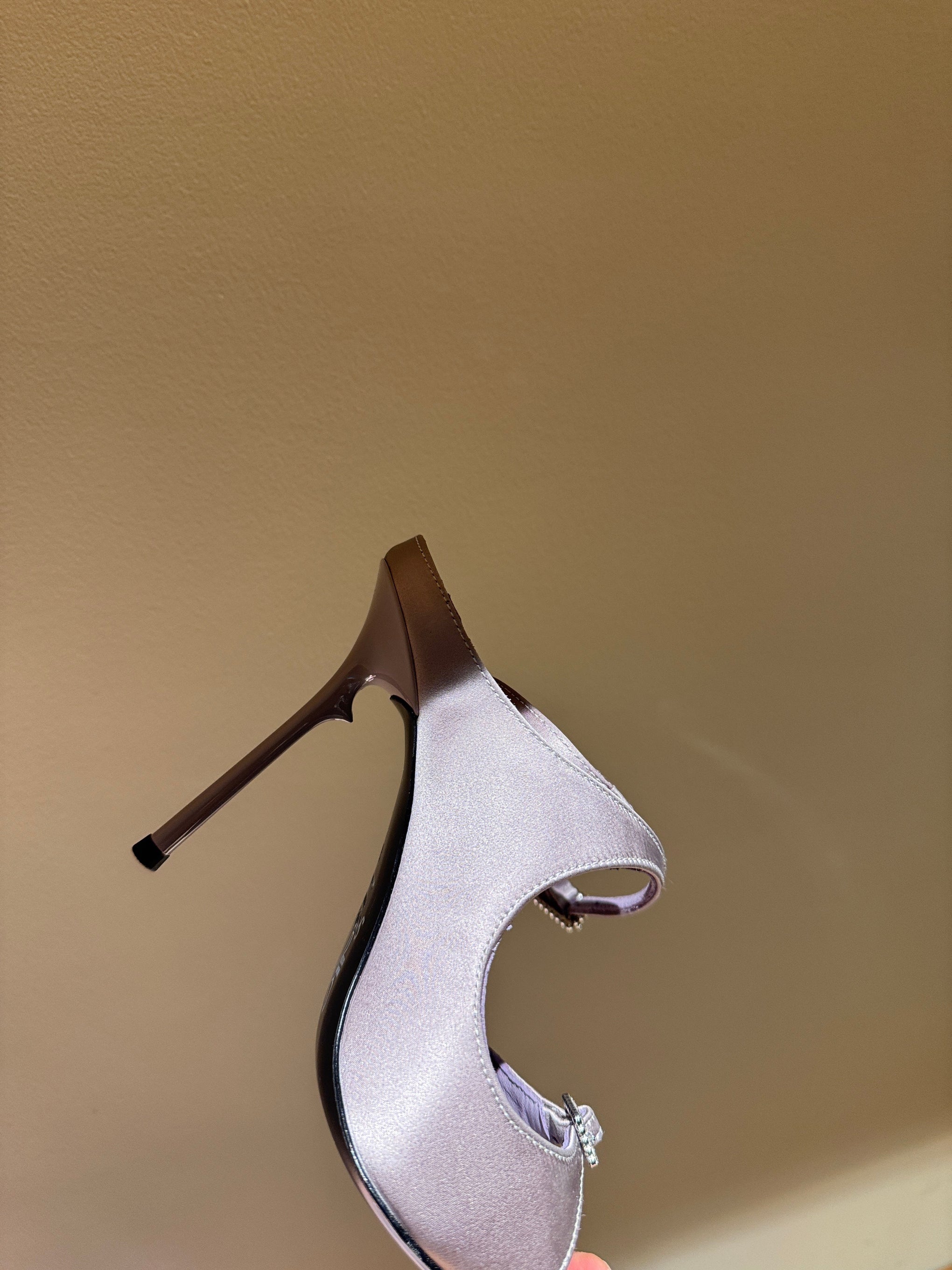 SL HEELS