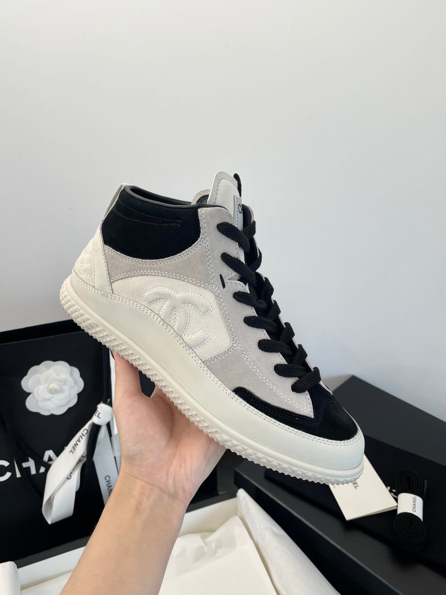 CC SNEAKER