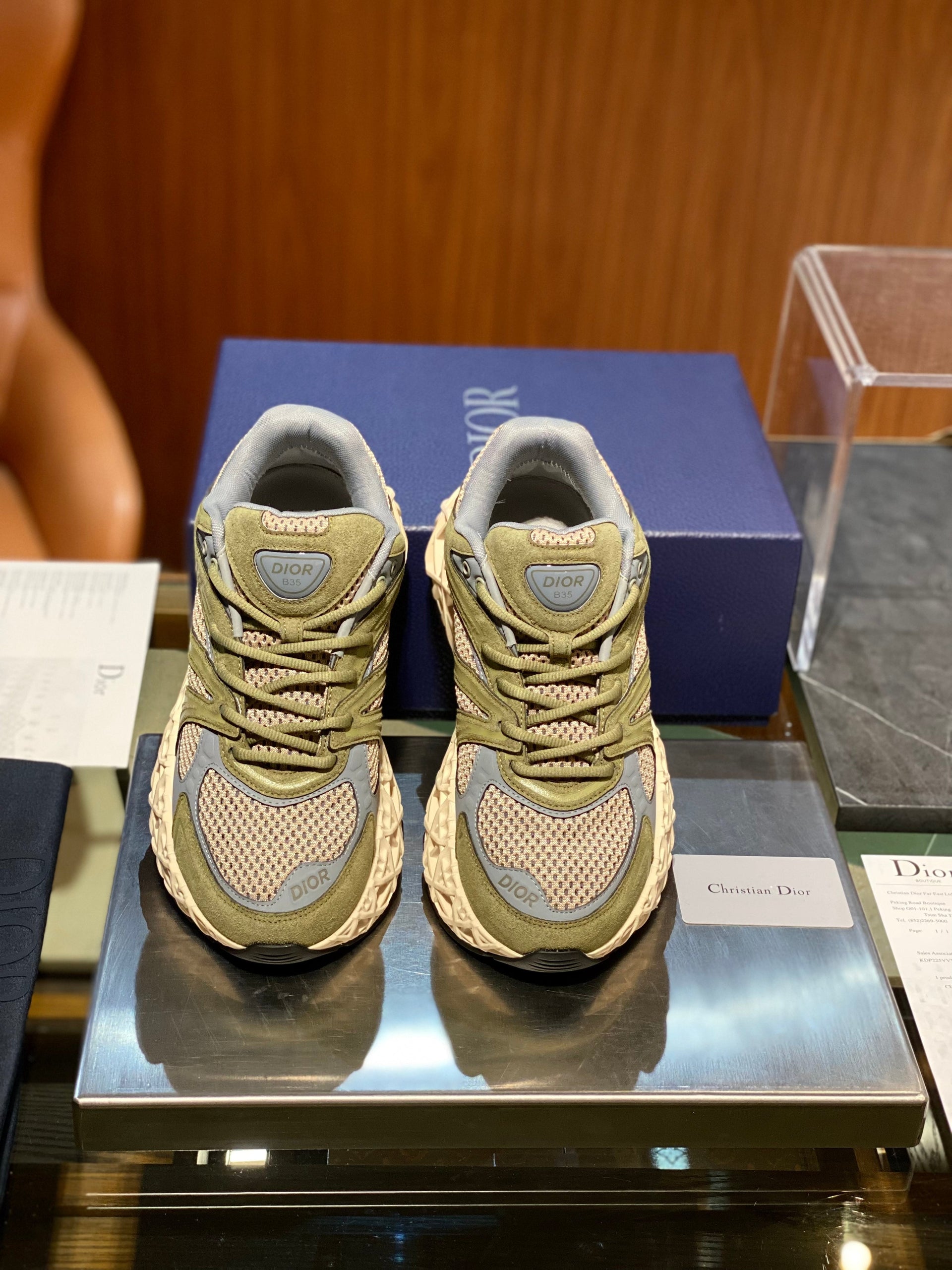 CD B35 SNEAKERS