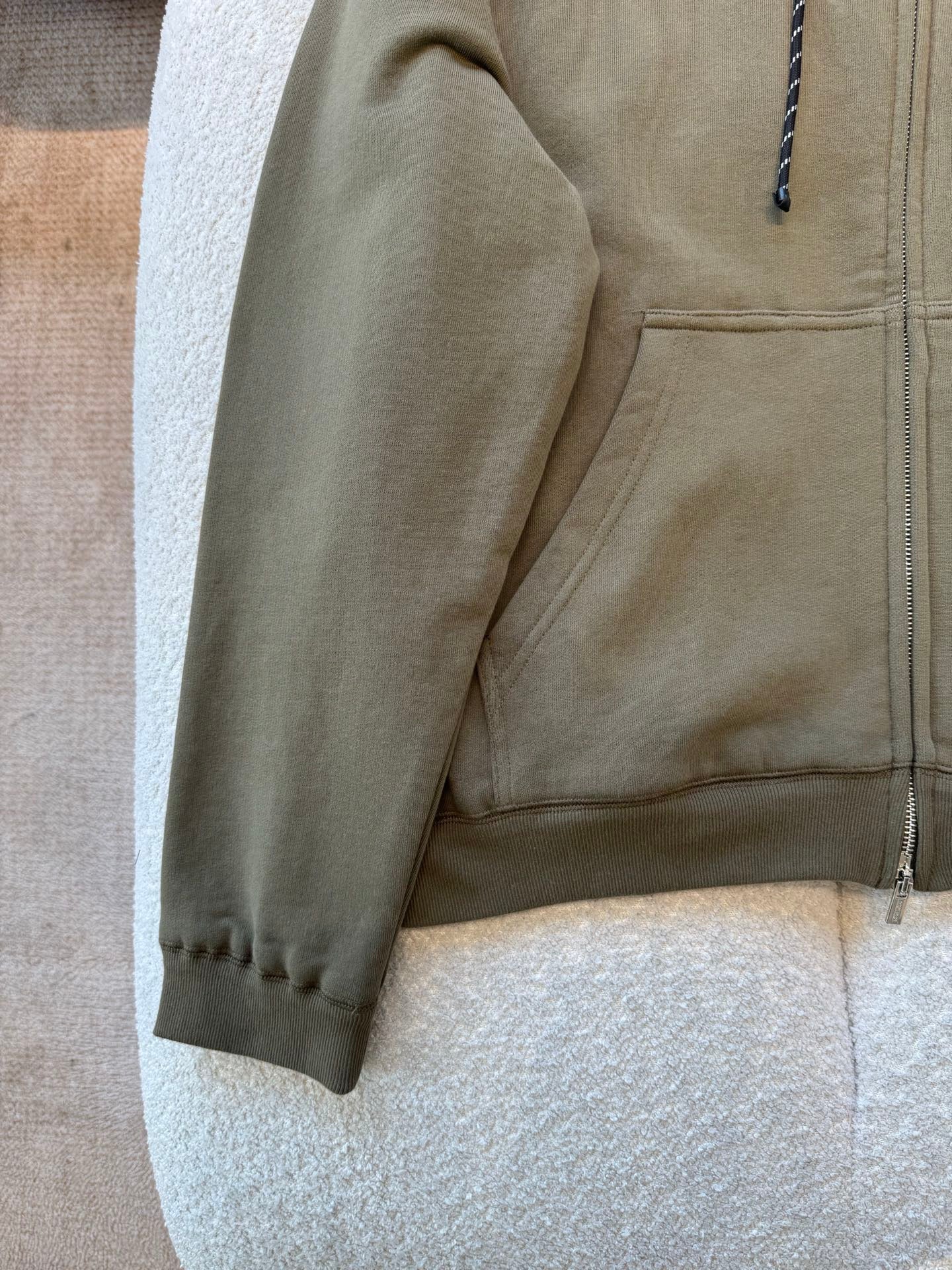 MIU M ZIP HOODIE