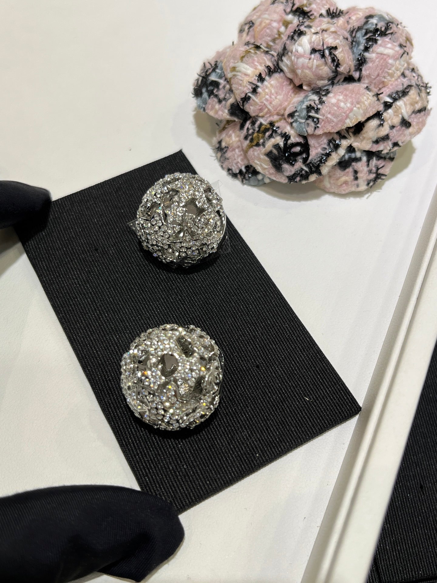 CC EARRINGS