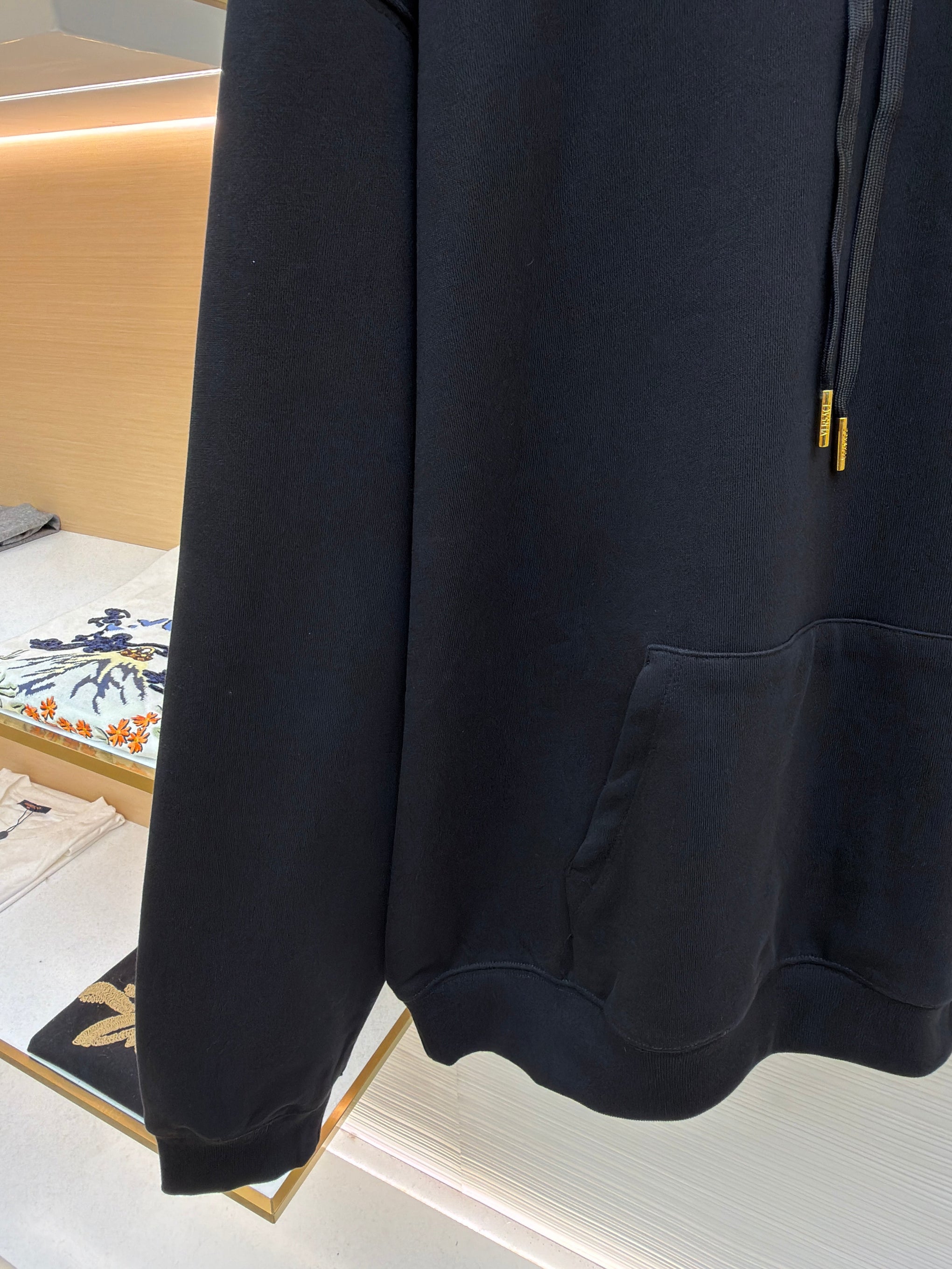 VERS HOODIE