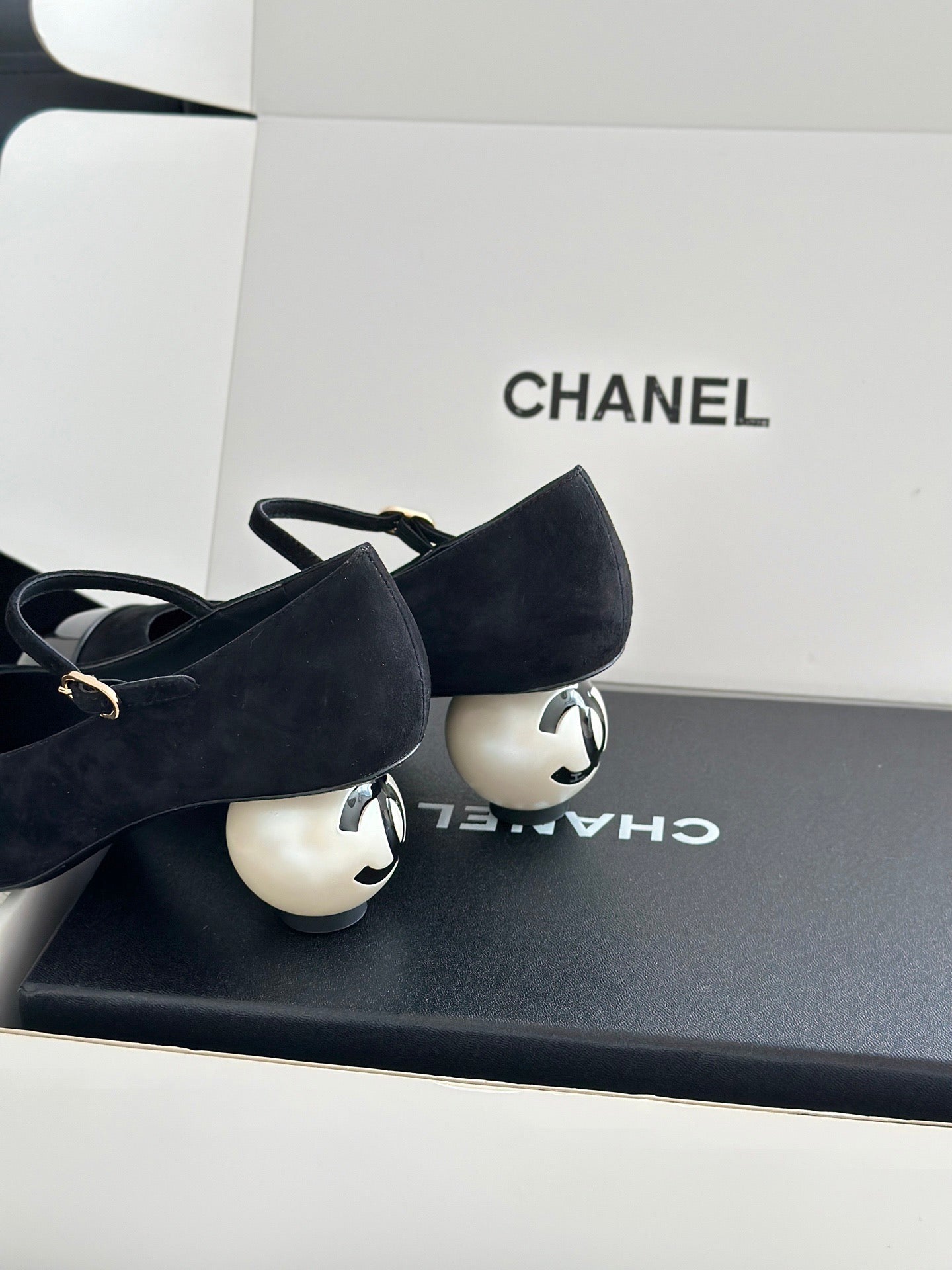CC HEELS
