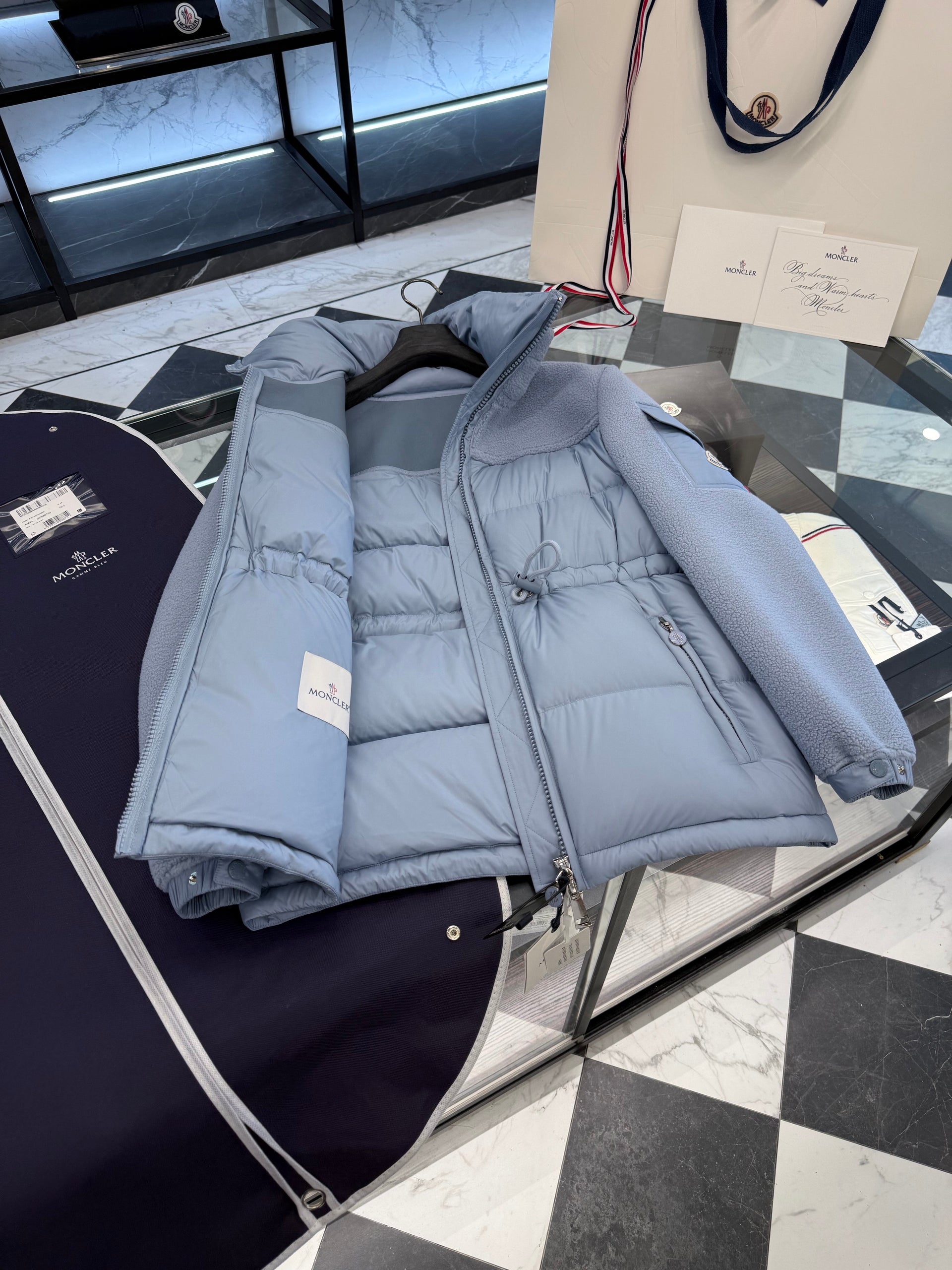 MONC ESCAUT JACKET