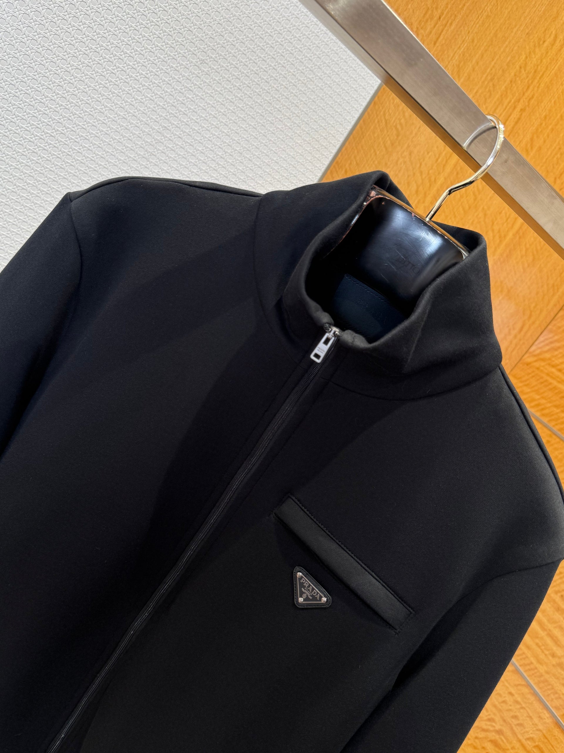 PD ZIP JUMPER