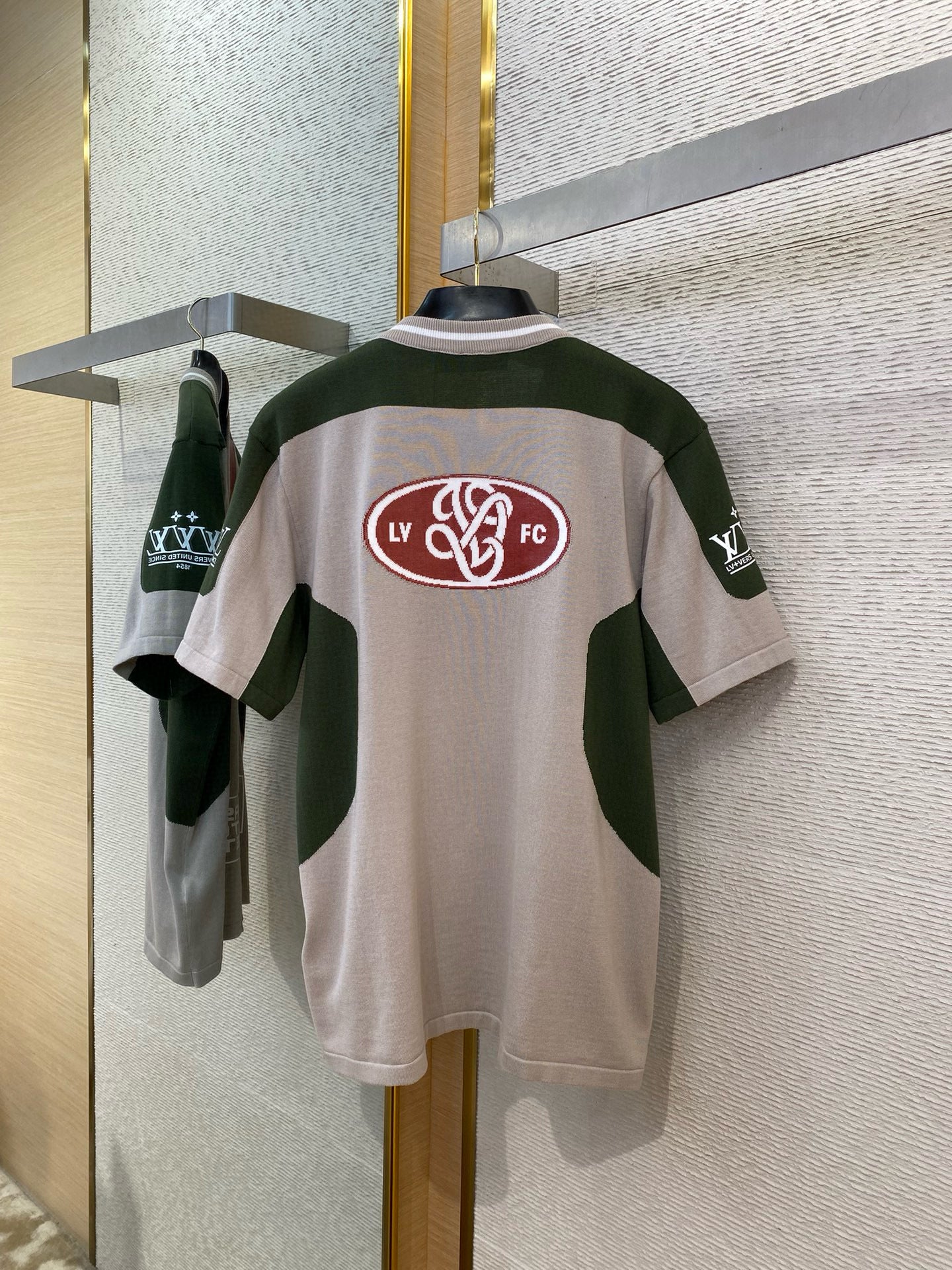 LOU T-SHIRT
