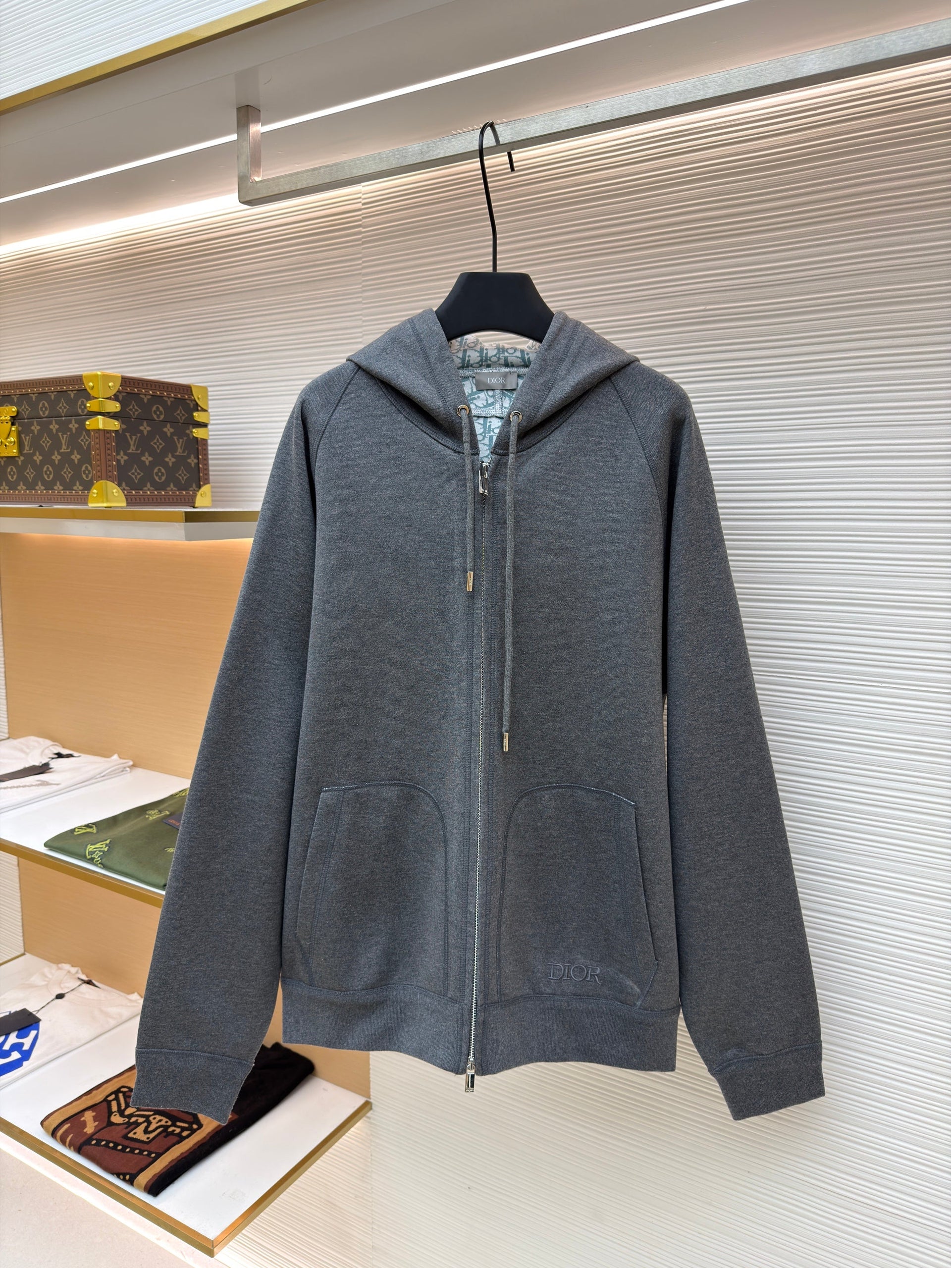 CD ZIP SWEATSHIRT