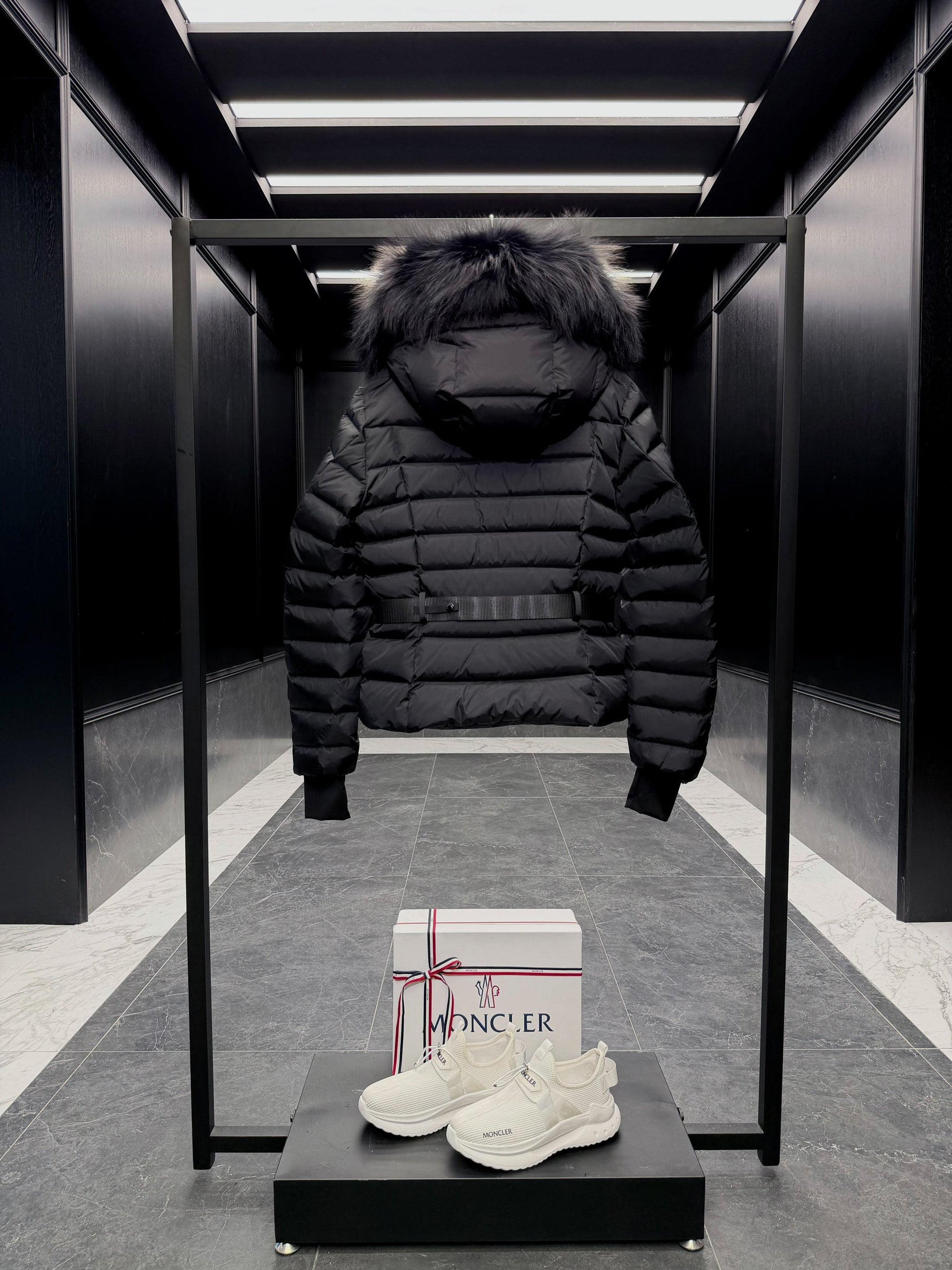 MONC BEVERLEY JACKET