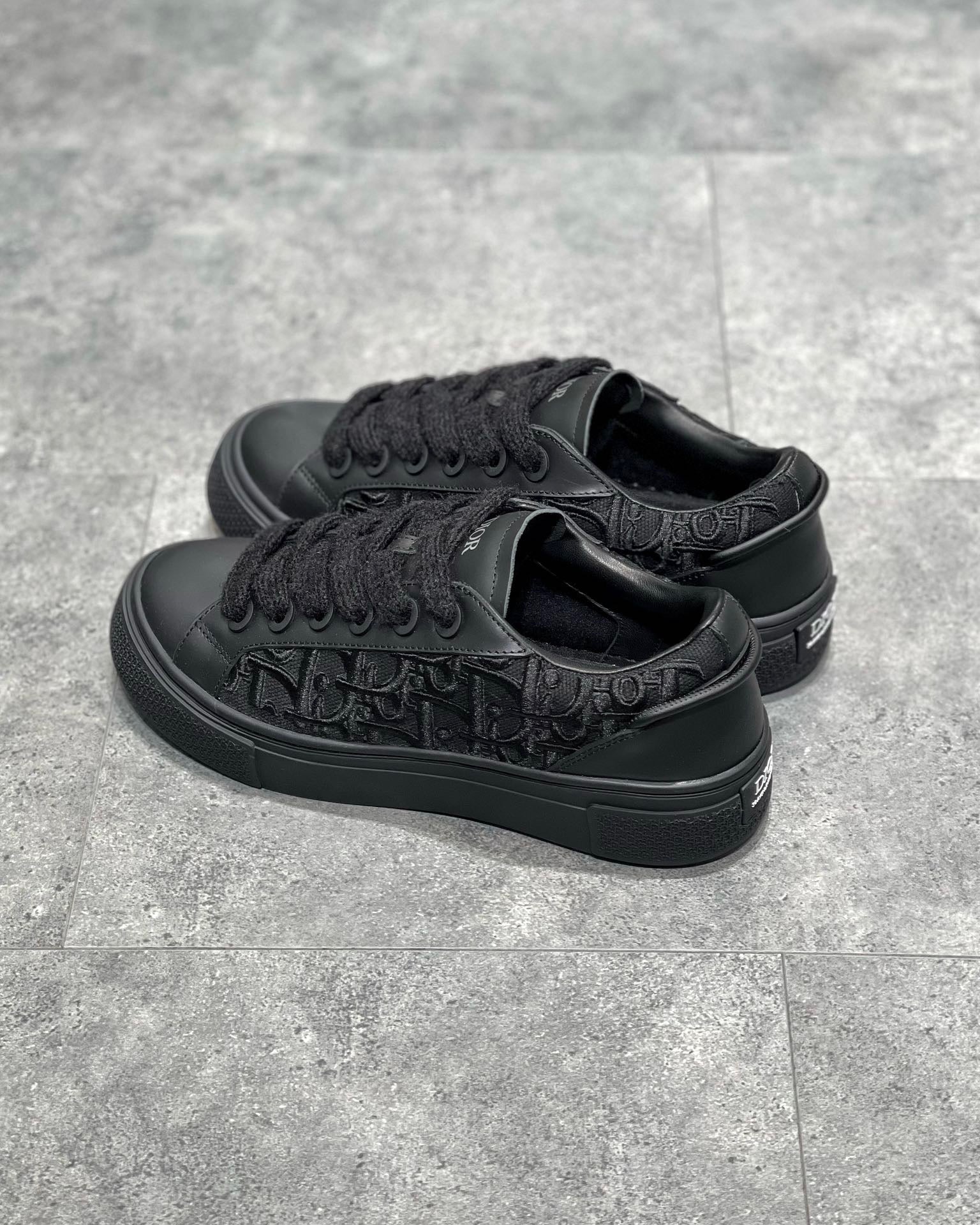 CD B33 SNEAKER