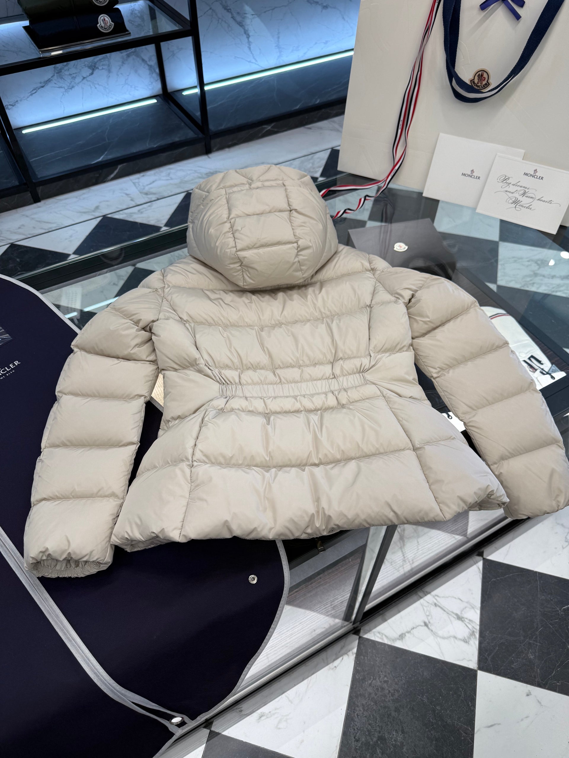 MONC AVOCE JACKET