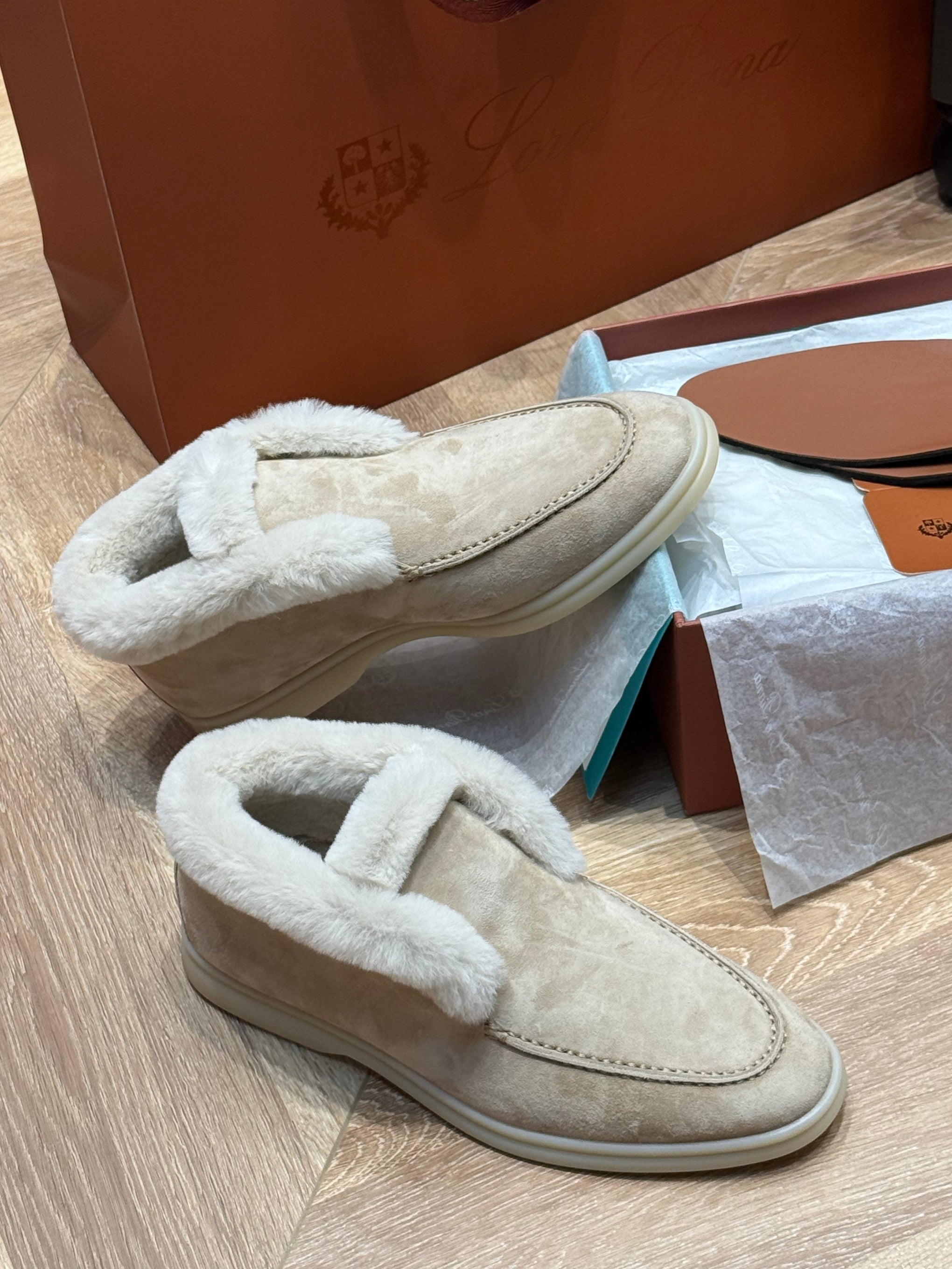 LORO P OPEN WALK BOOTS