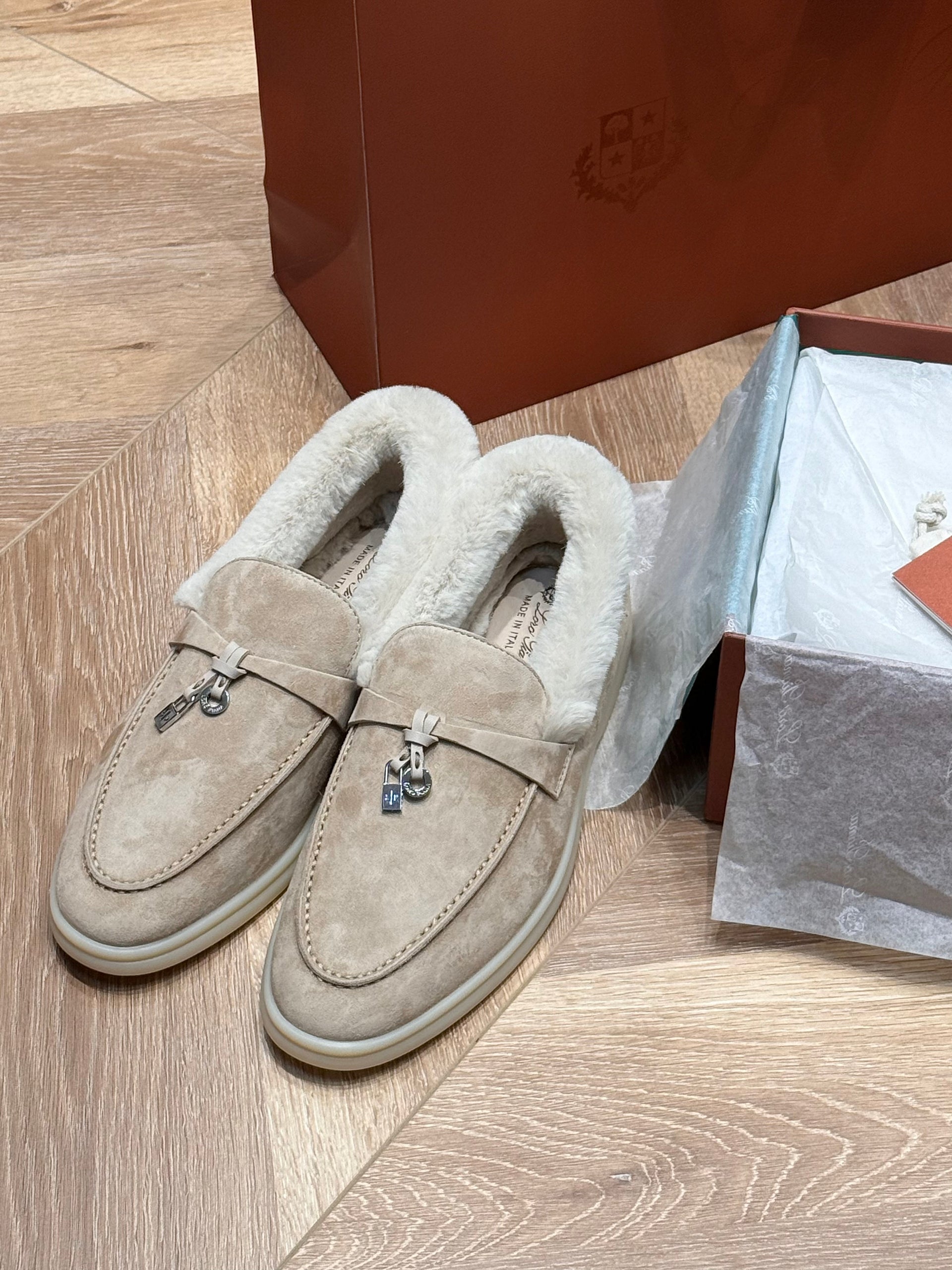 LORO P SUMMER CHARMS LOAFERS