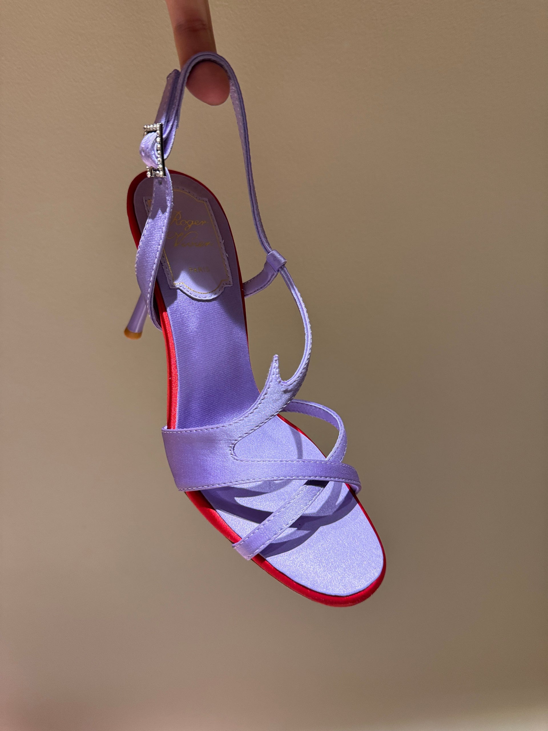 ROGER V HEELS