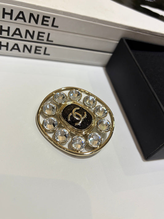 CC BROOCHE