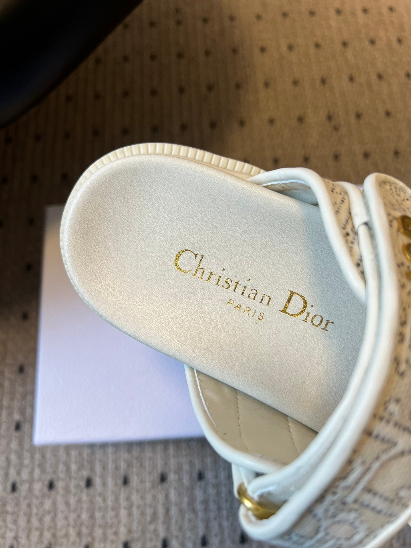 CD DIORACT SANDALS