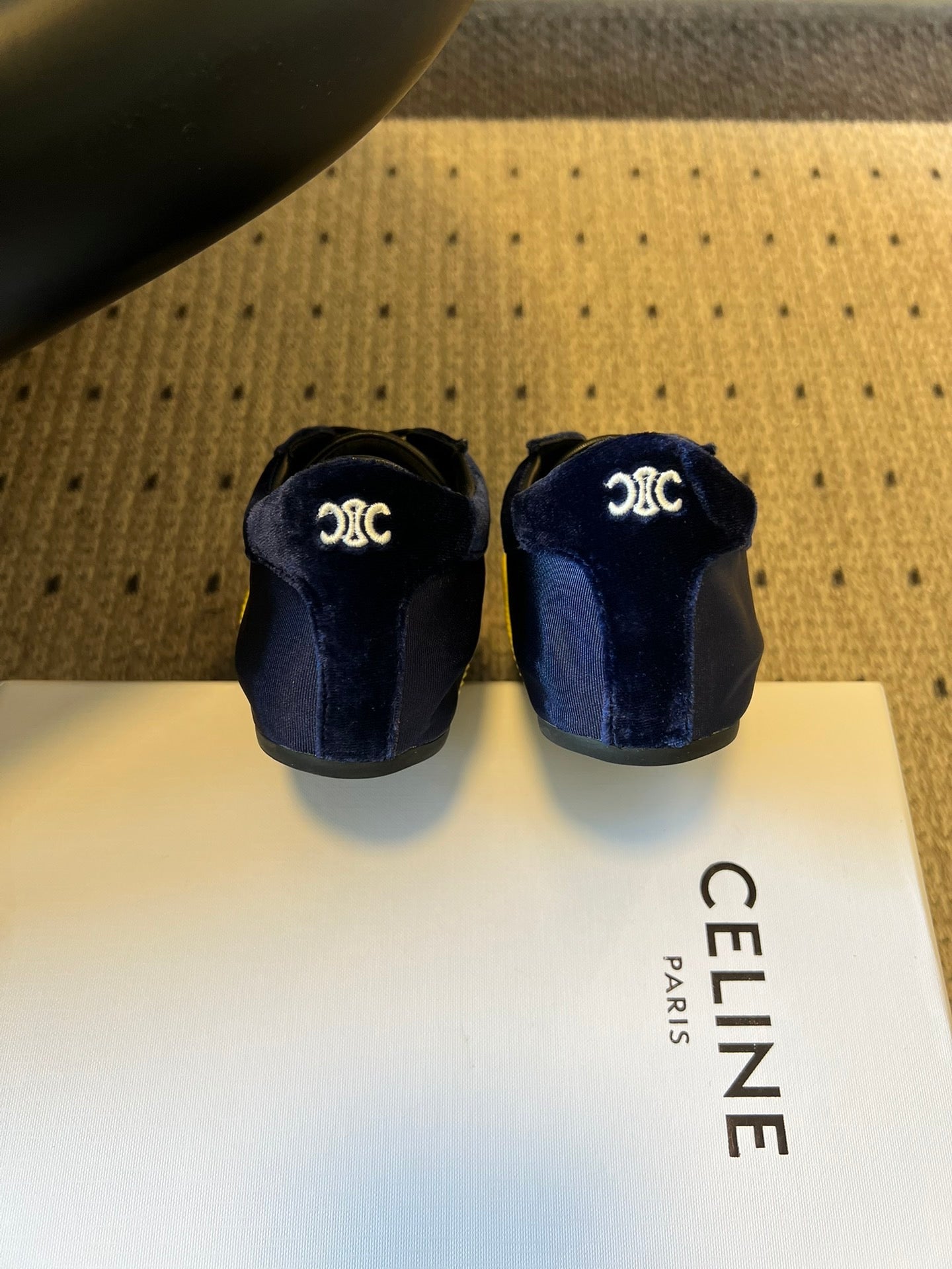CEL FLAT SNEAKERS