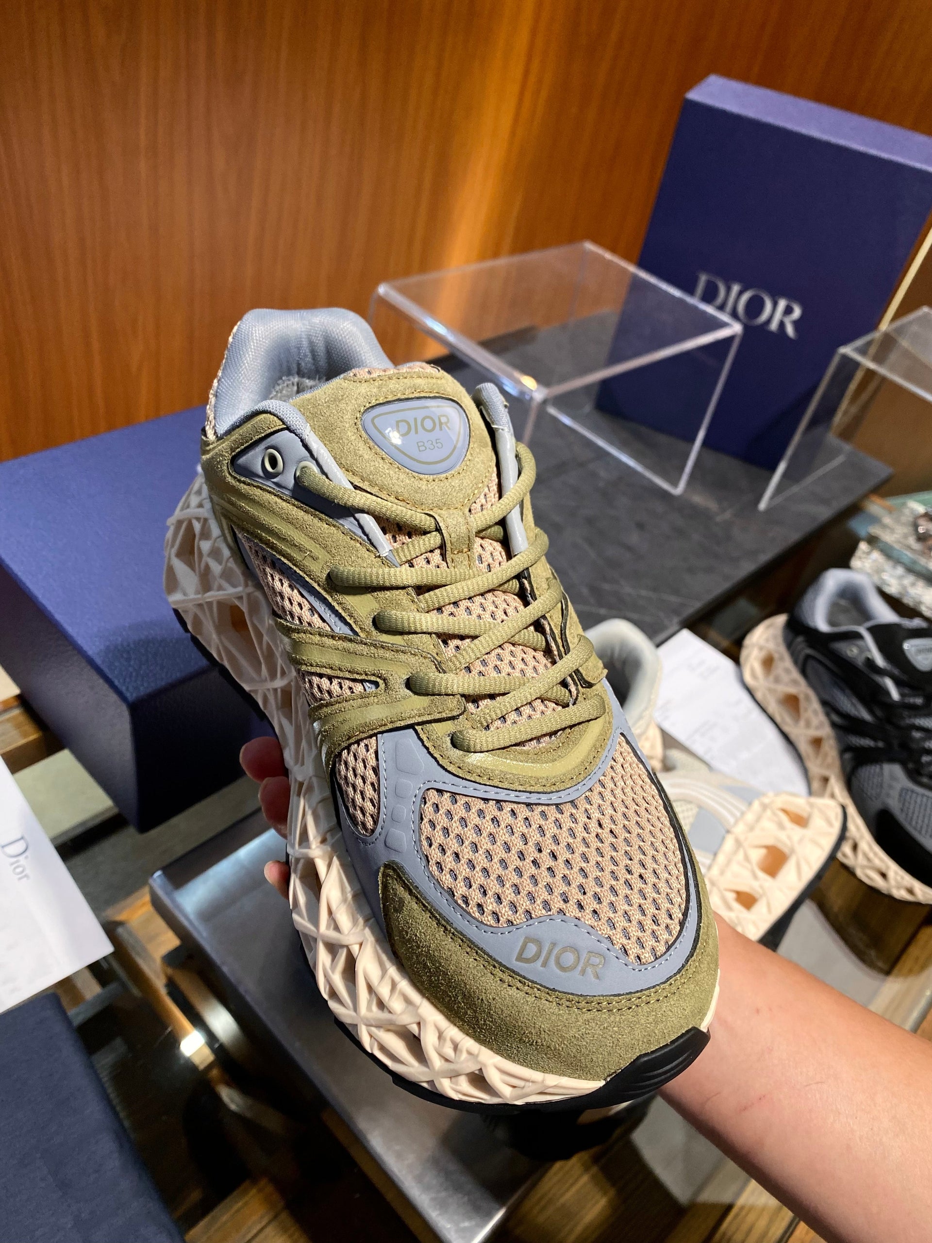 CD B35 SNEAKERS