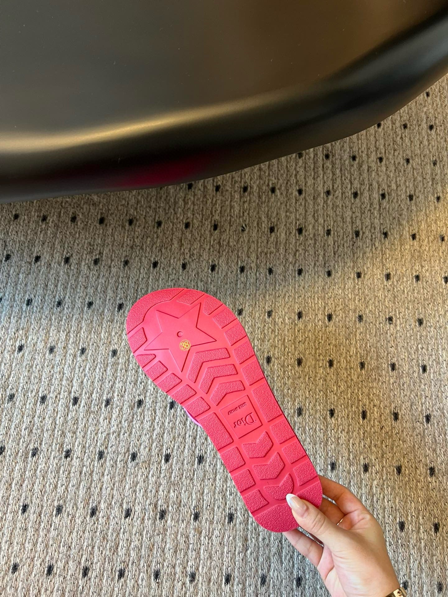 CD THONG SANDAL