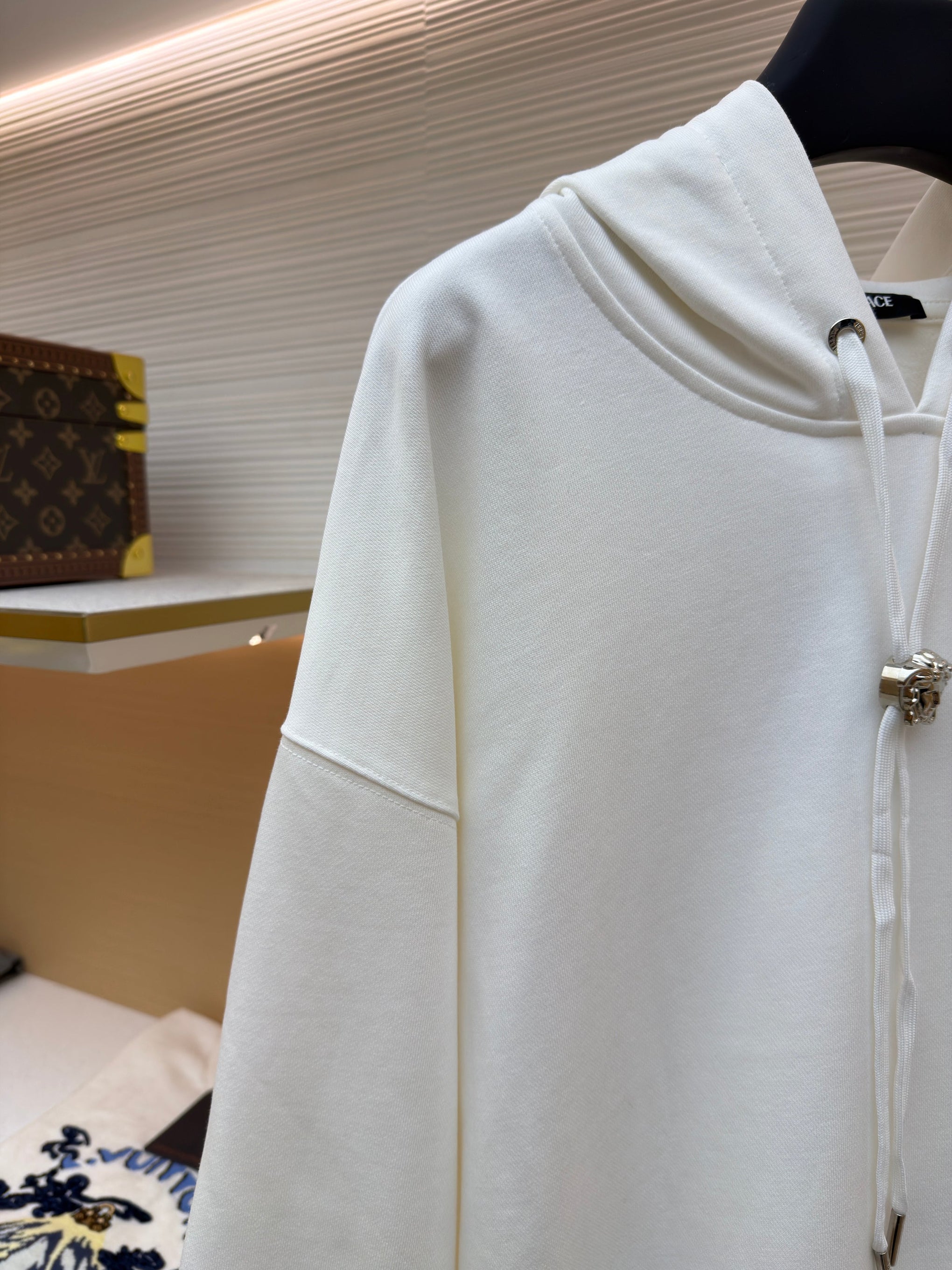 VERS HOODIE