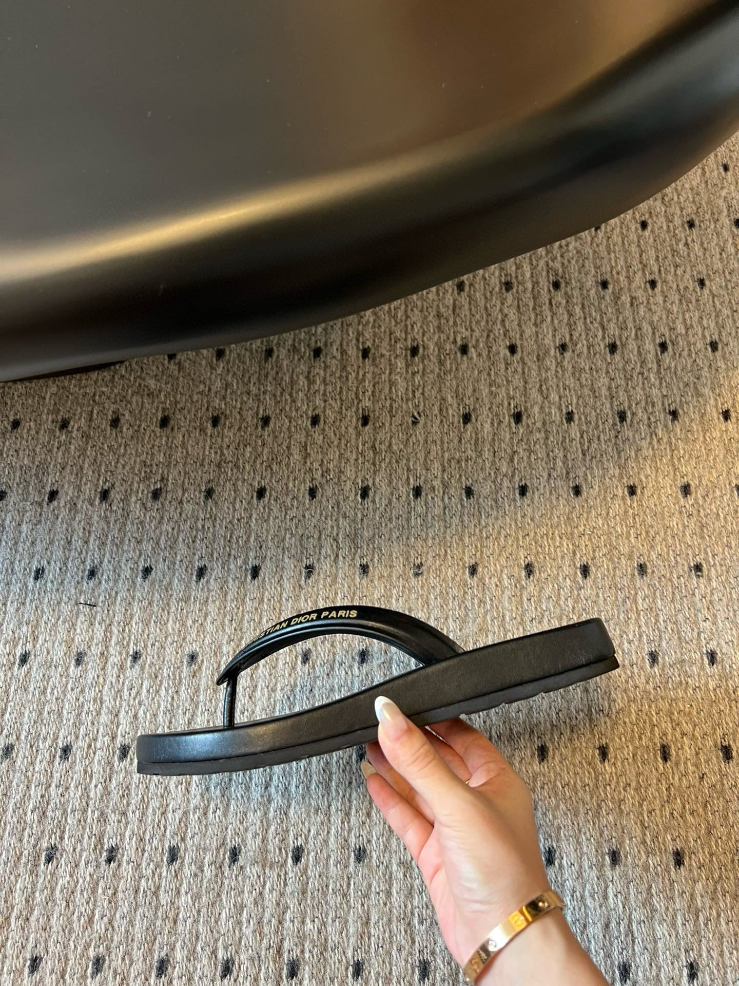 CD THONG SANDAL