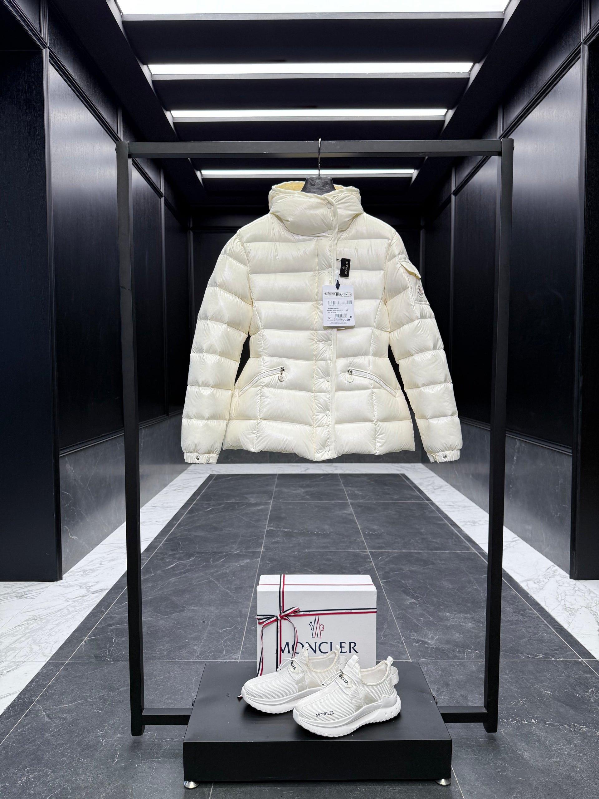 MONC BARANTE JACKET